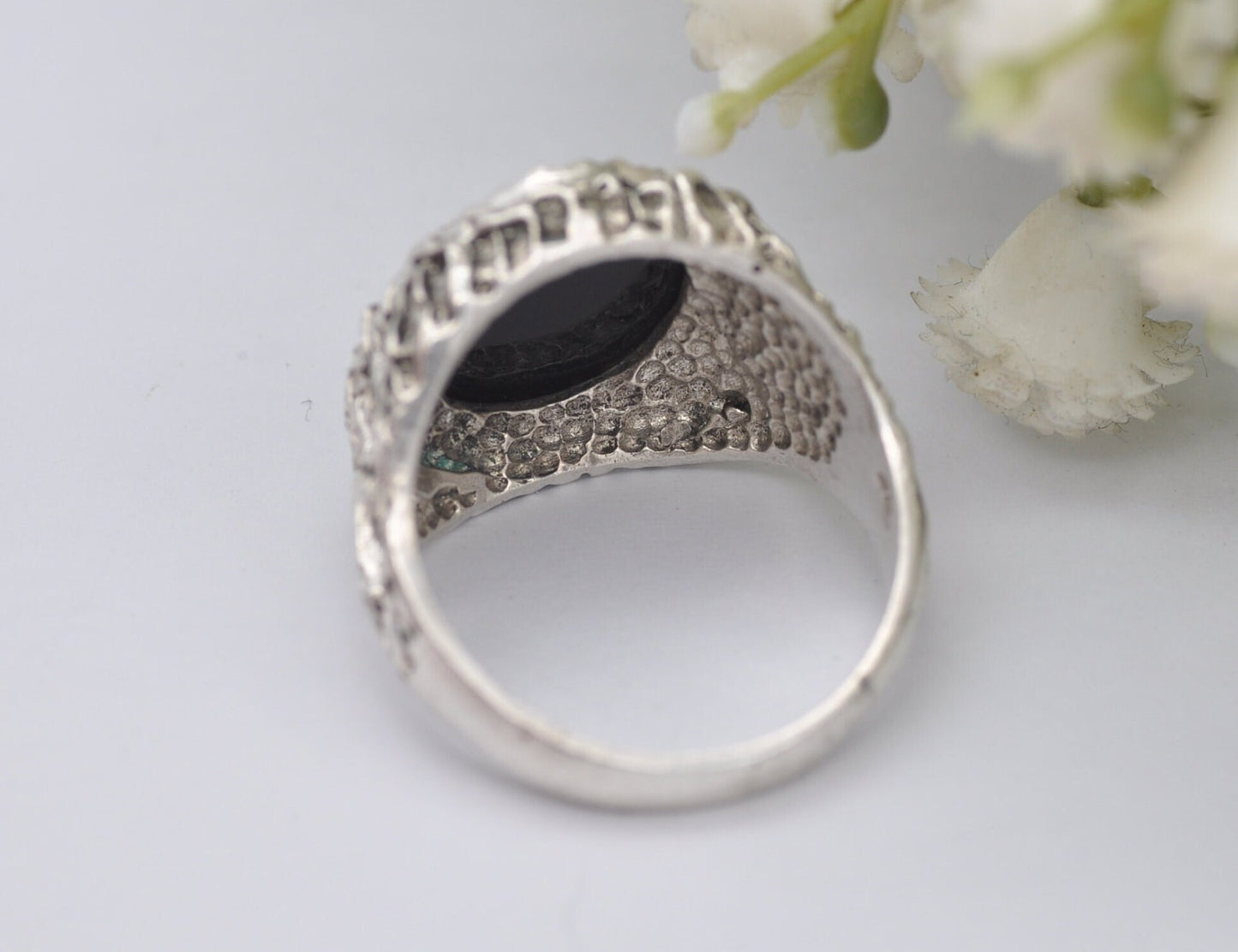 Vintage Brutalist Silver & Onyx Ring - 925 Sterling Silver / Statement Signet / 1950s Mid-Century / Textured / UK Size - R / US Size - 8 1/2