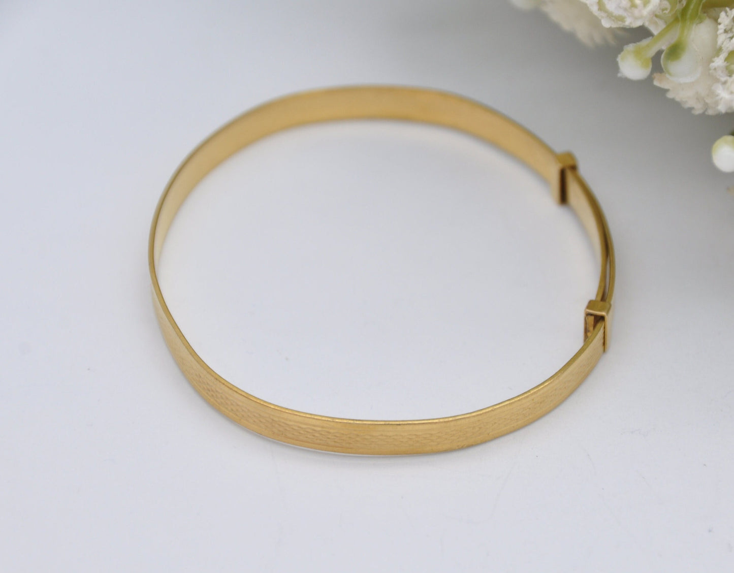 Vintage Rolled Gold Bangle Bracelet - Expanding Child Bangle