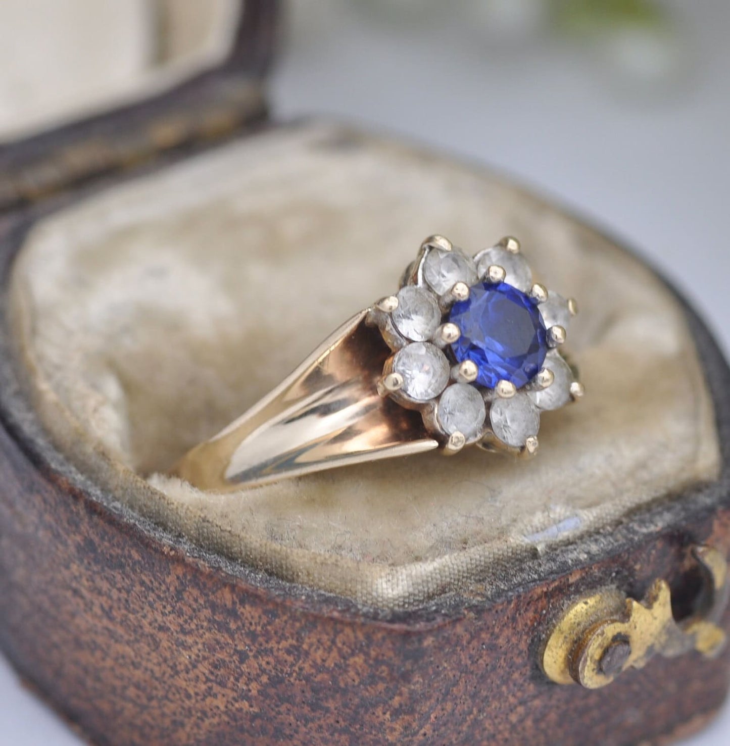 Vintage 9ct Gold Floral Cluster Ring 1994