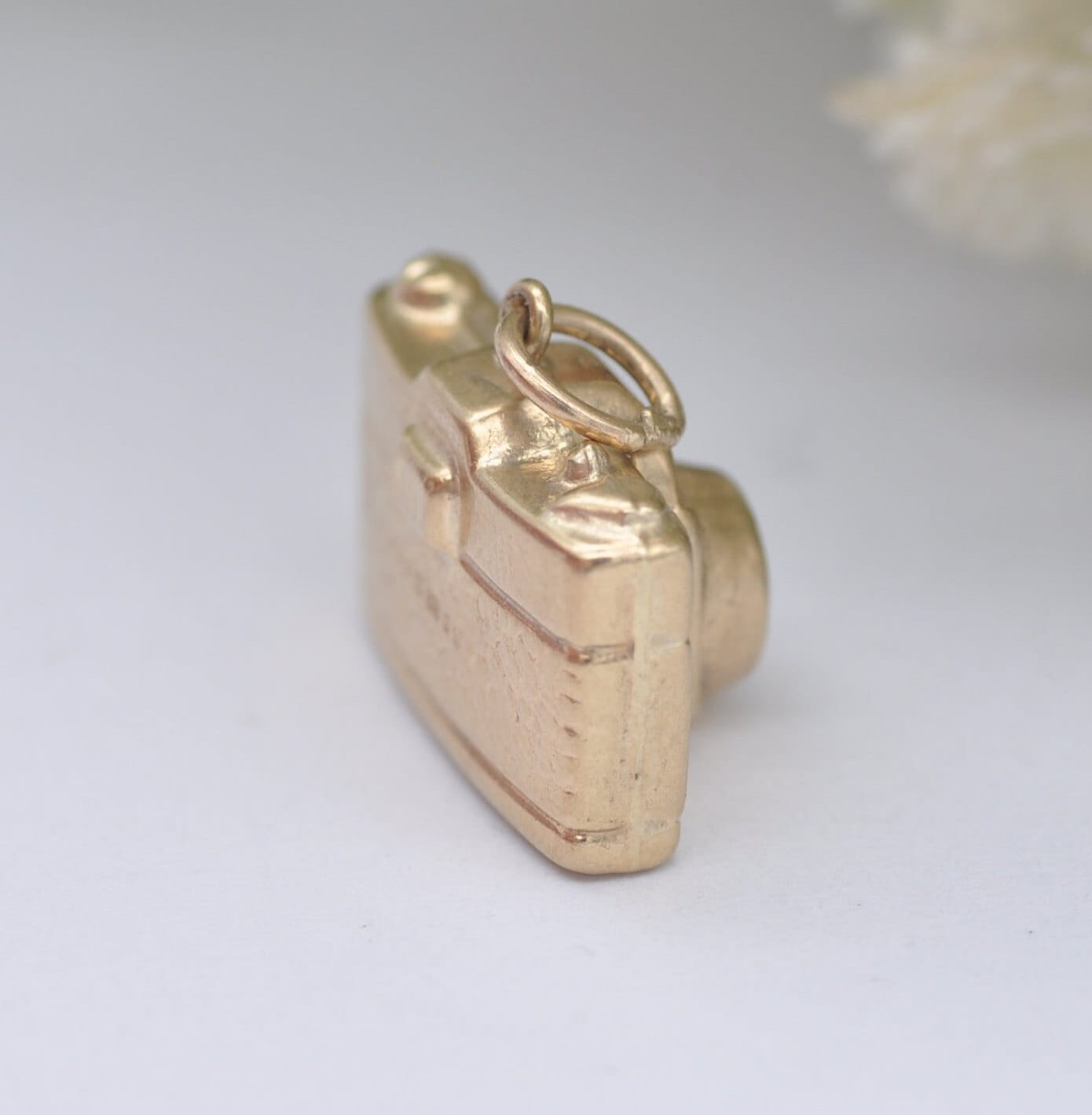 Vintage 9ct Gold Camera Charm Pendant 1975