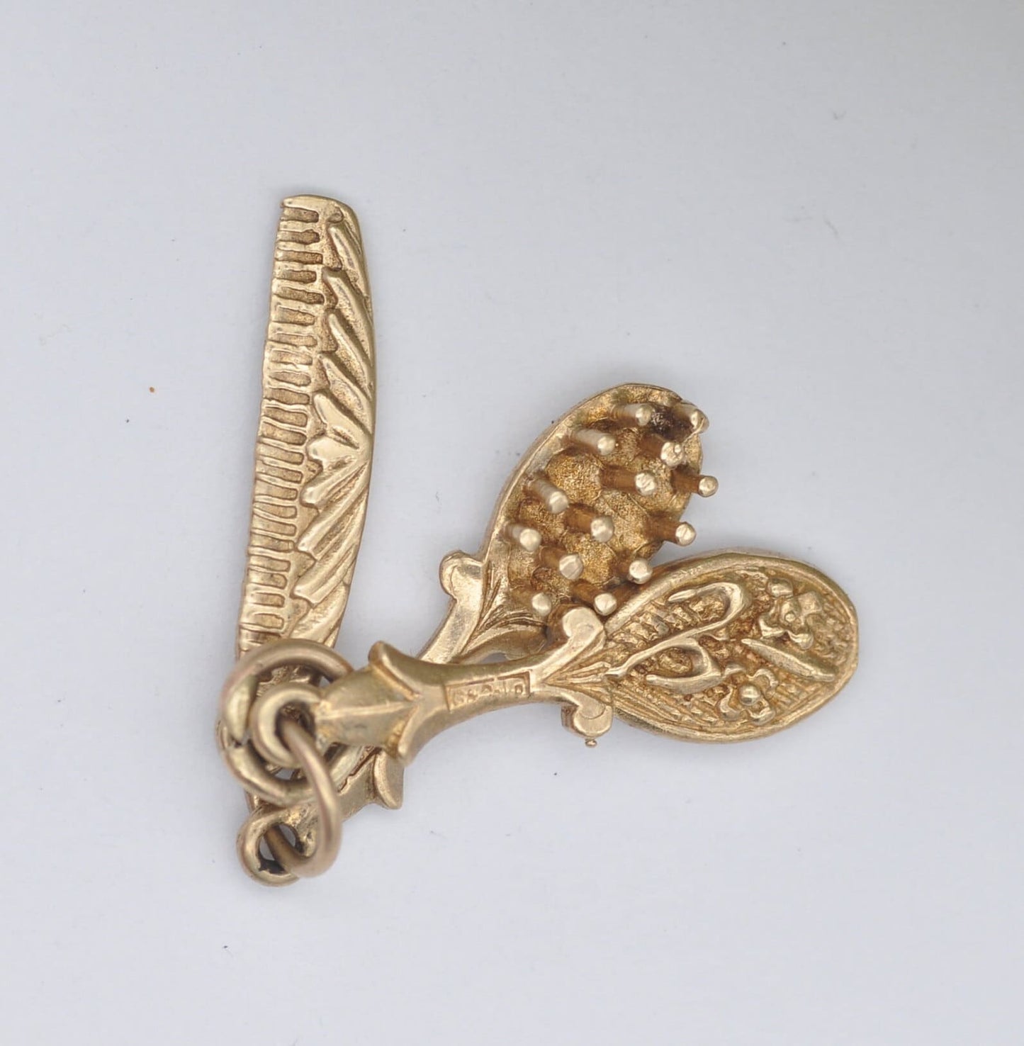 Vintage 9ct Gold Vanity Set Charm Pendant