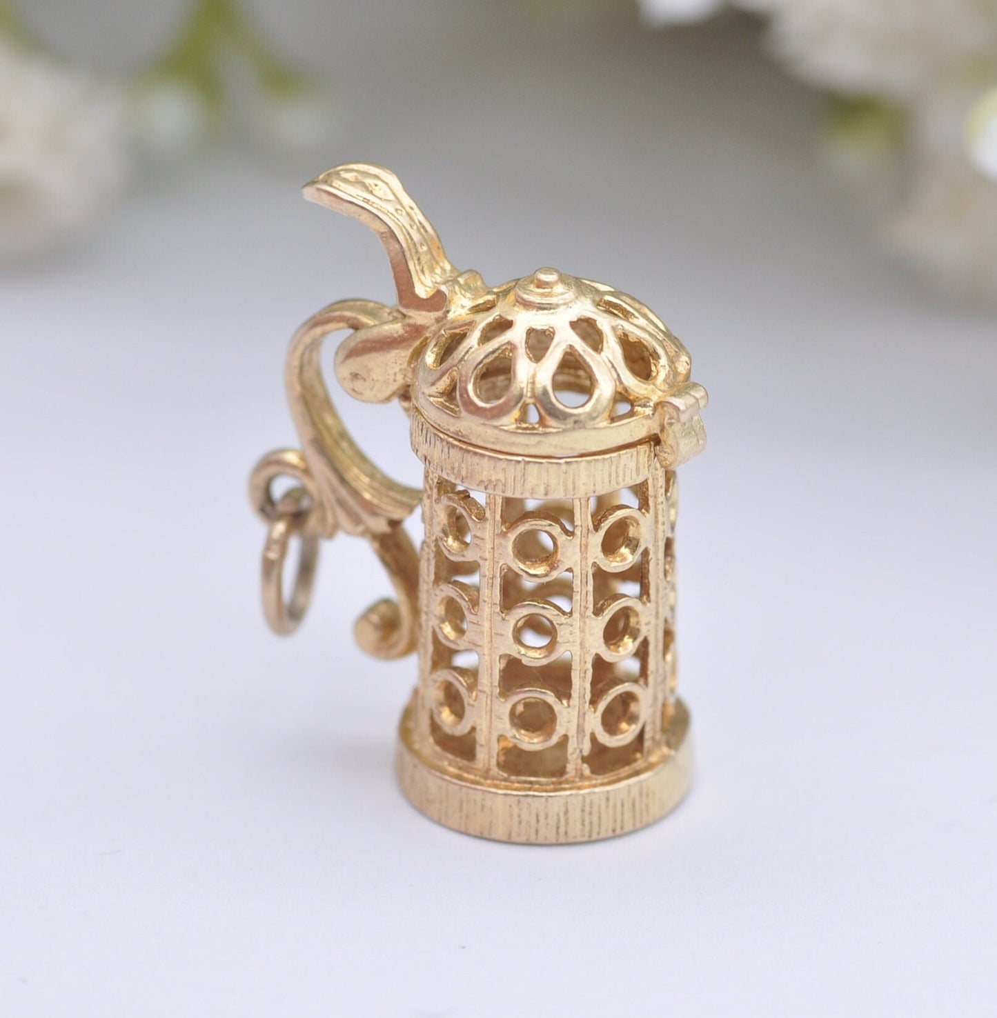 Vintage 9ct Gold Opening Beer Stein Charm Pendant