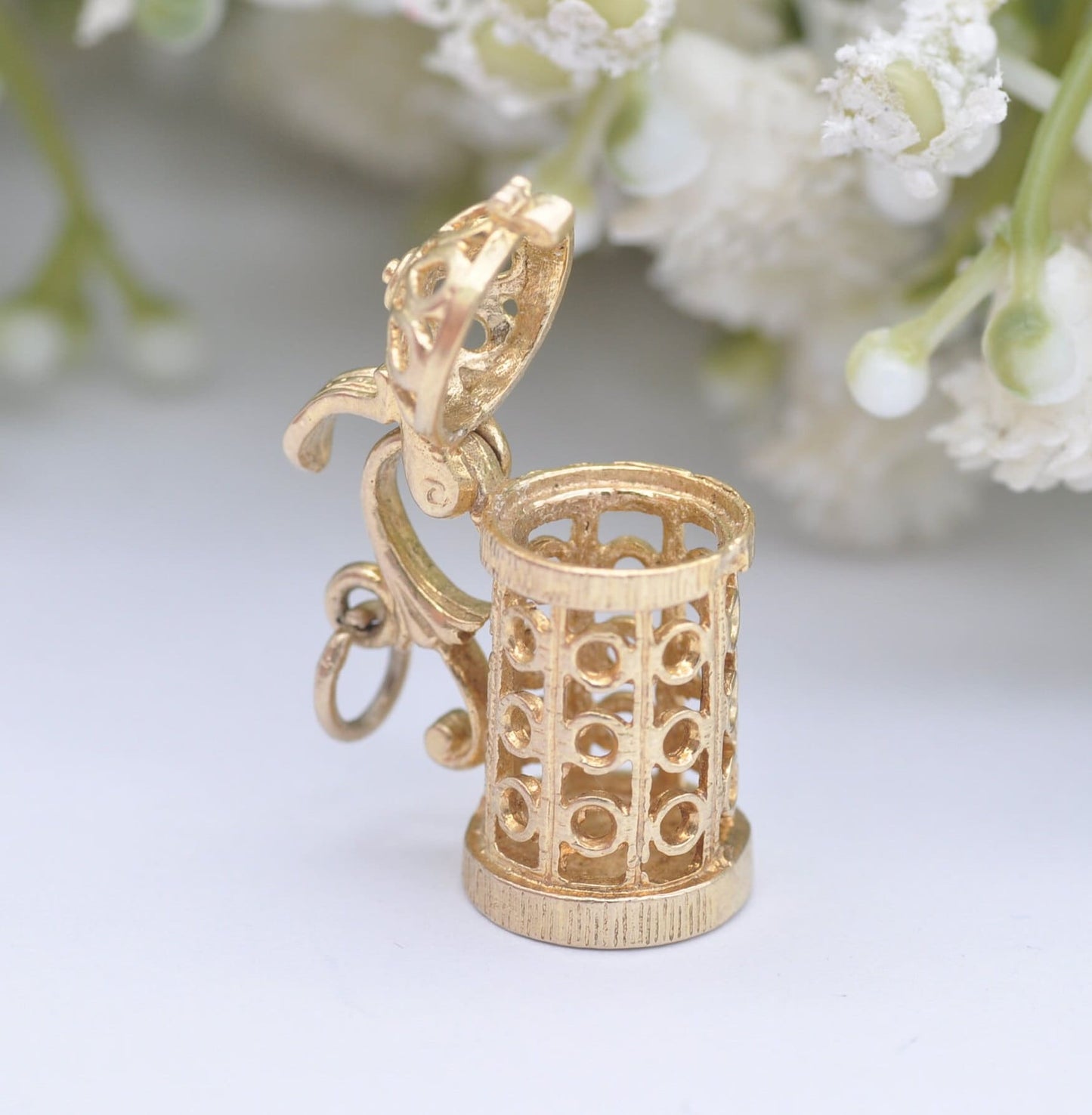 Vintage 9ct Gold Opening Beer Stein Charm Pendant