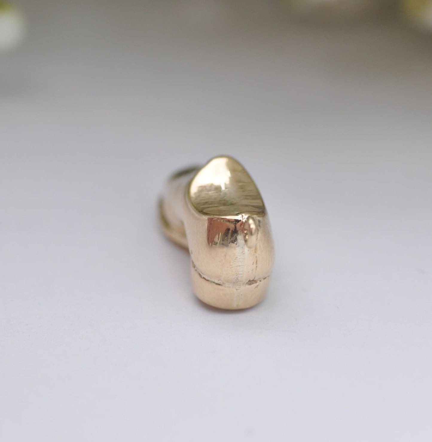 Vintage 9ct Gold Single Shoe Charm Pendant 1973 - Smart Brogue Shoe