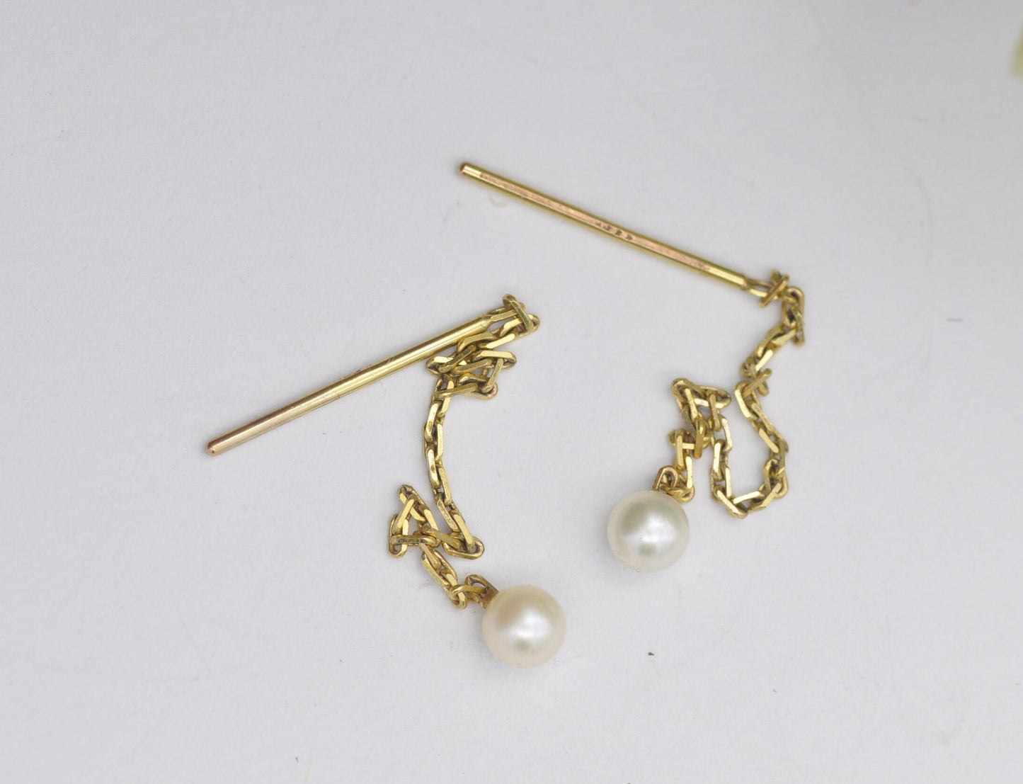 Vintage 9ct Gold Pearl Drop Threader Earrings 1981