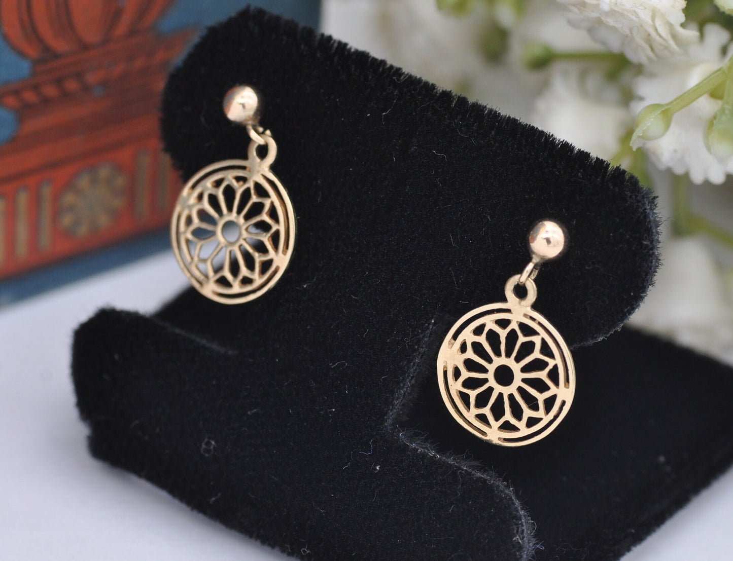 Vintage 9ct Gold Mandala Drop Earrings