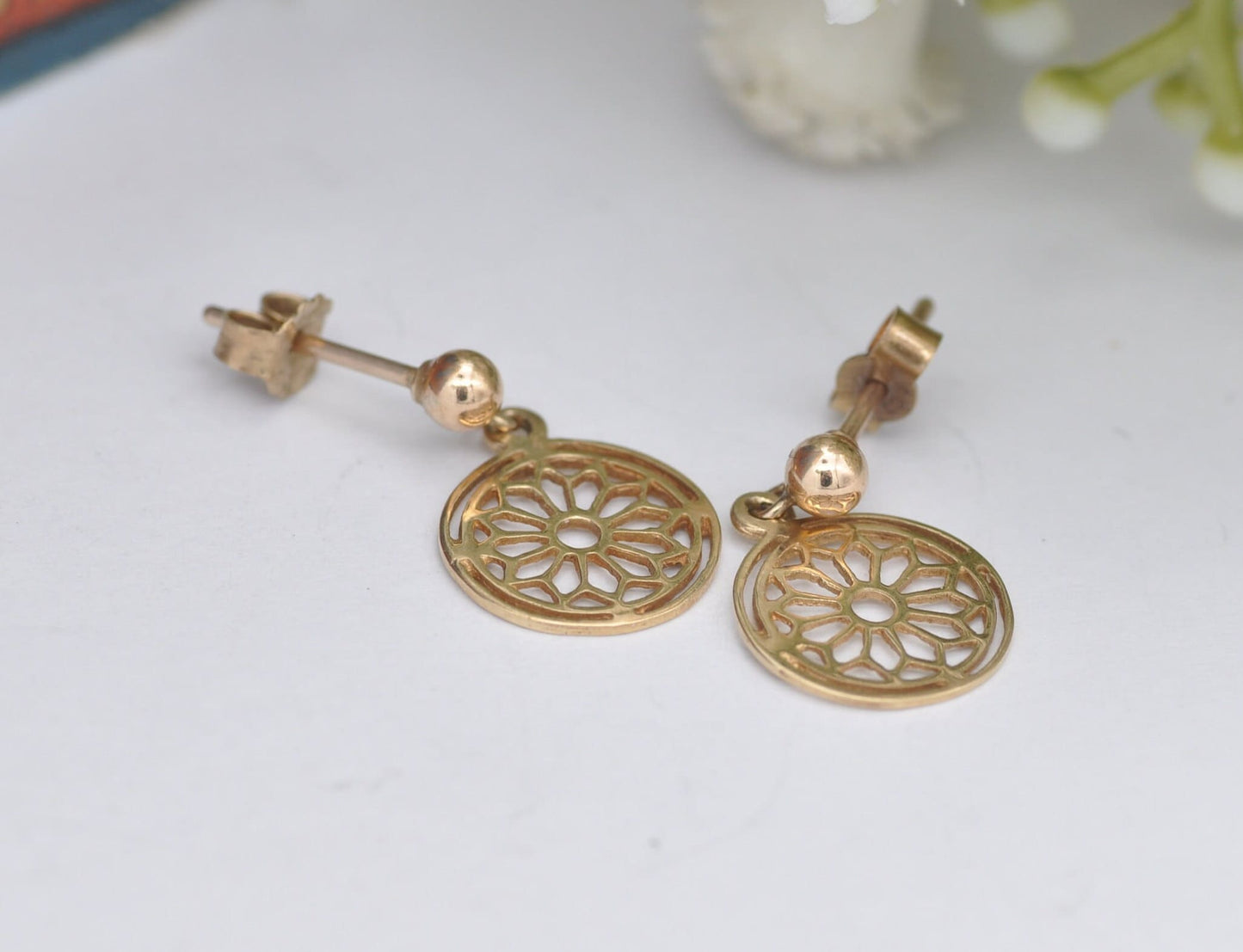 Vintage 9ct Gold Mandala Drop Earrings