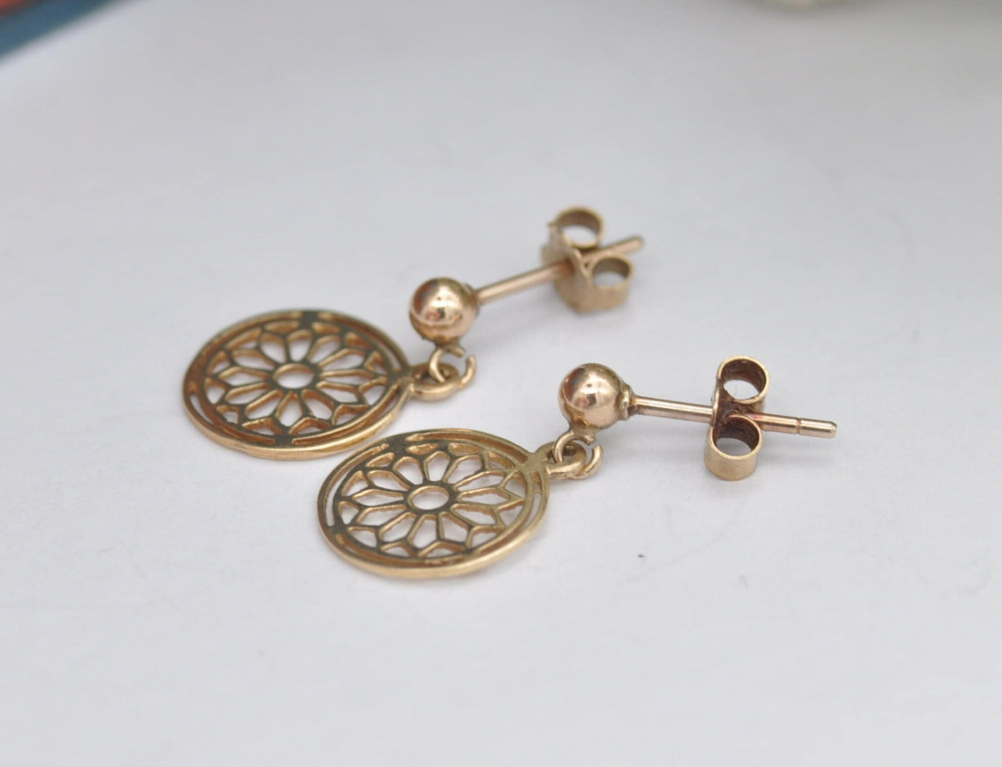 Vintage 9ct Gold Mandala Drop Earrings