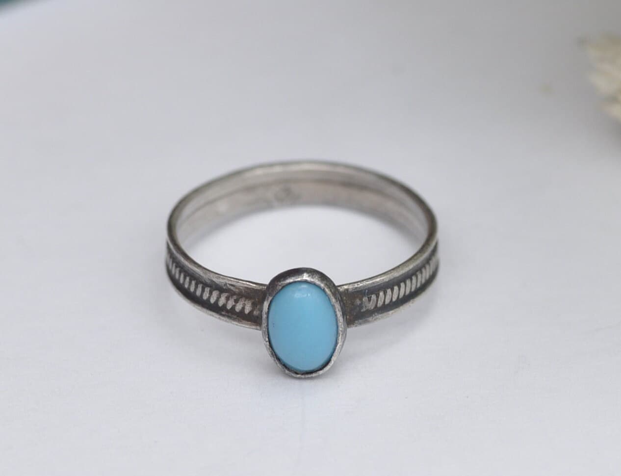 Vintage European Silver Midi Ring with Blue Stone