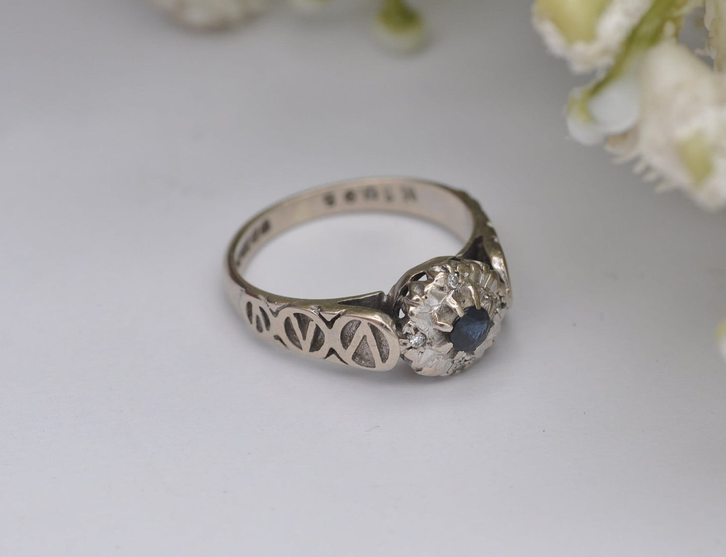 Vintage 9ct White Gold Sapphire Diamond Ring 1976