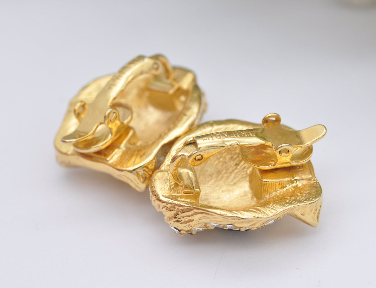 Vintage Trifari Leopard Clip