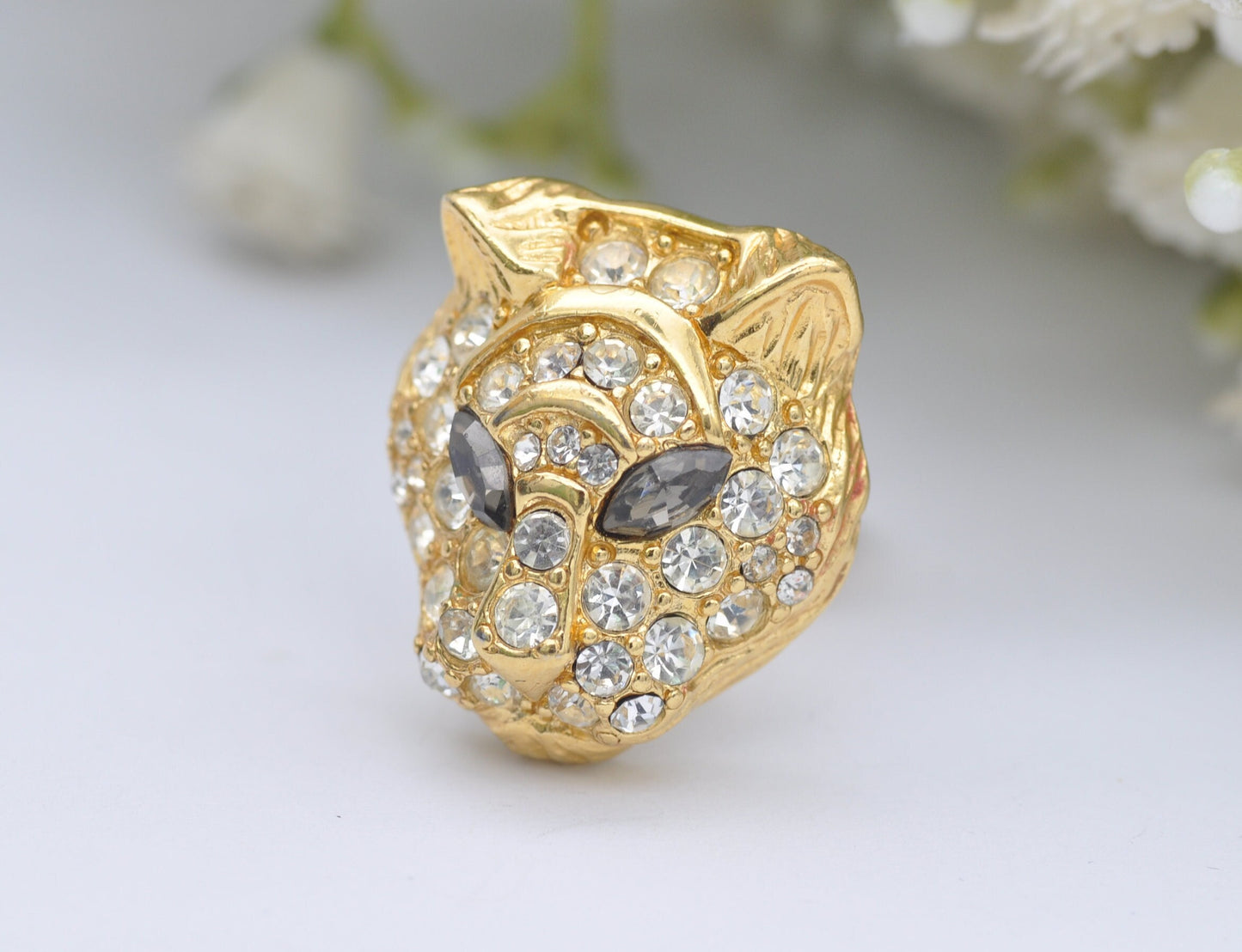 Vintage Trifari Leopard Clip