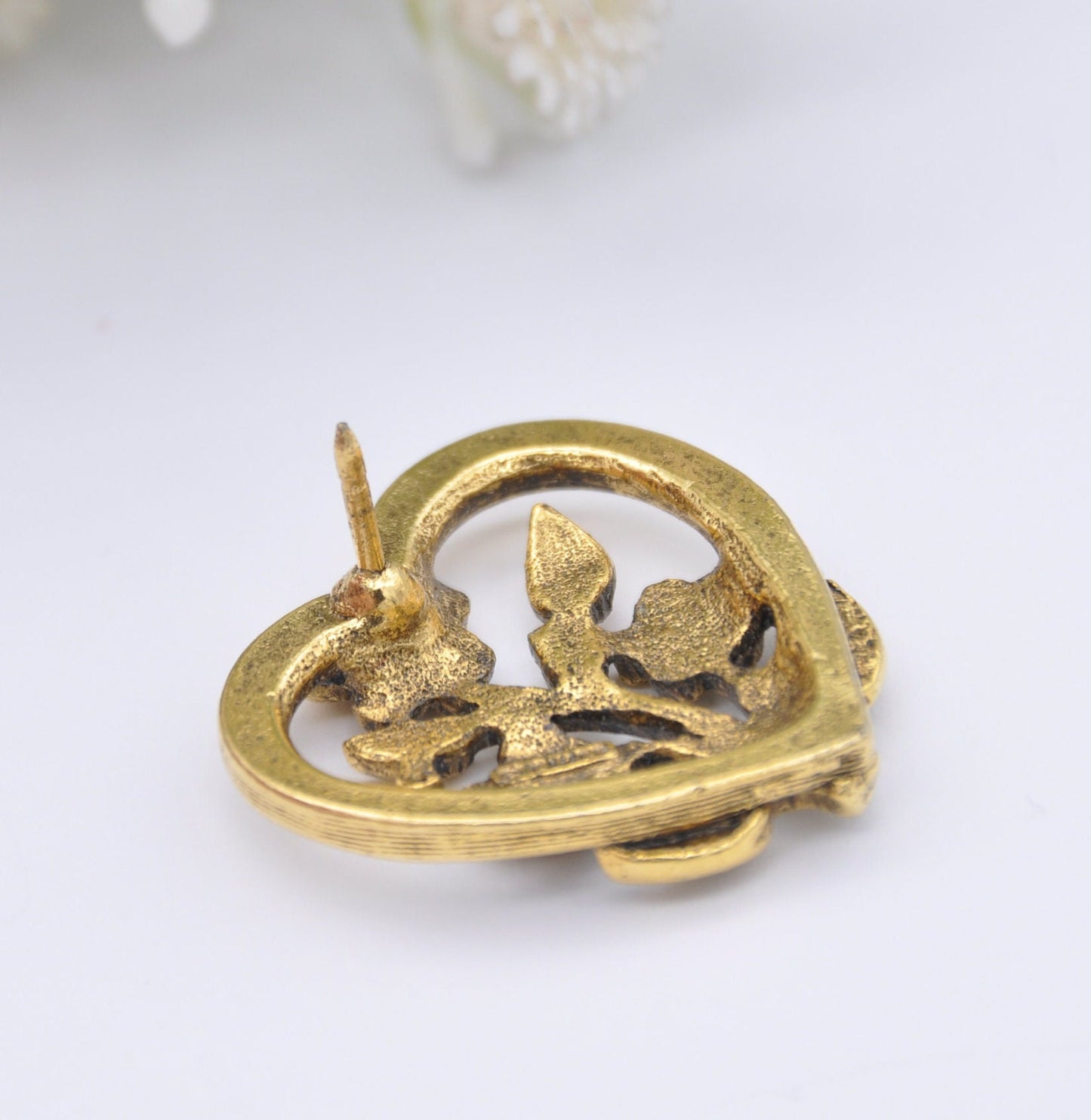 Vintage Camco Gold Tone Flower Pin Brooch