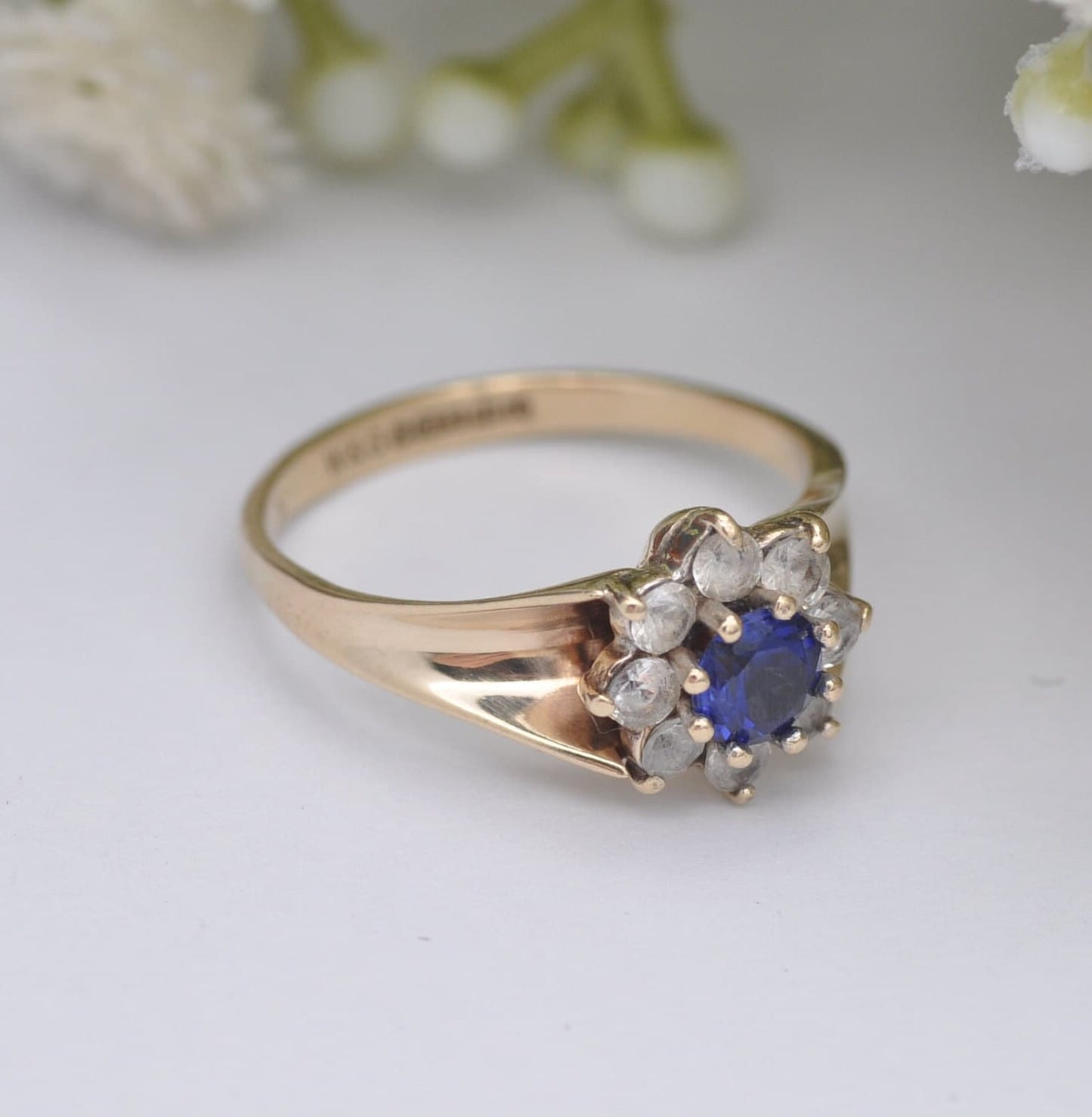 Vintage 9ct Gold Floral Cluster Ring 1994