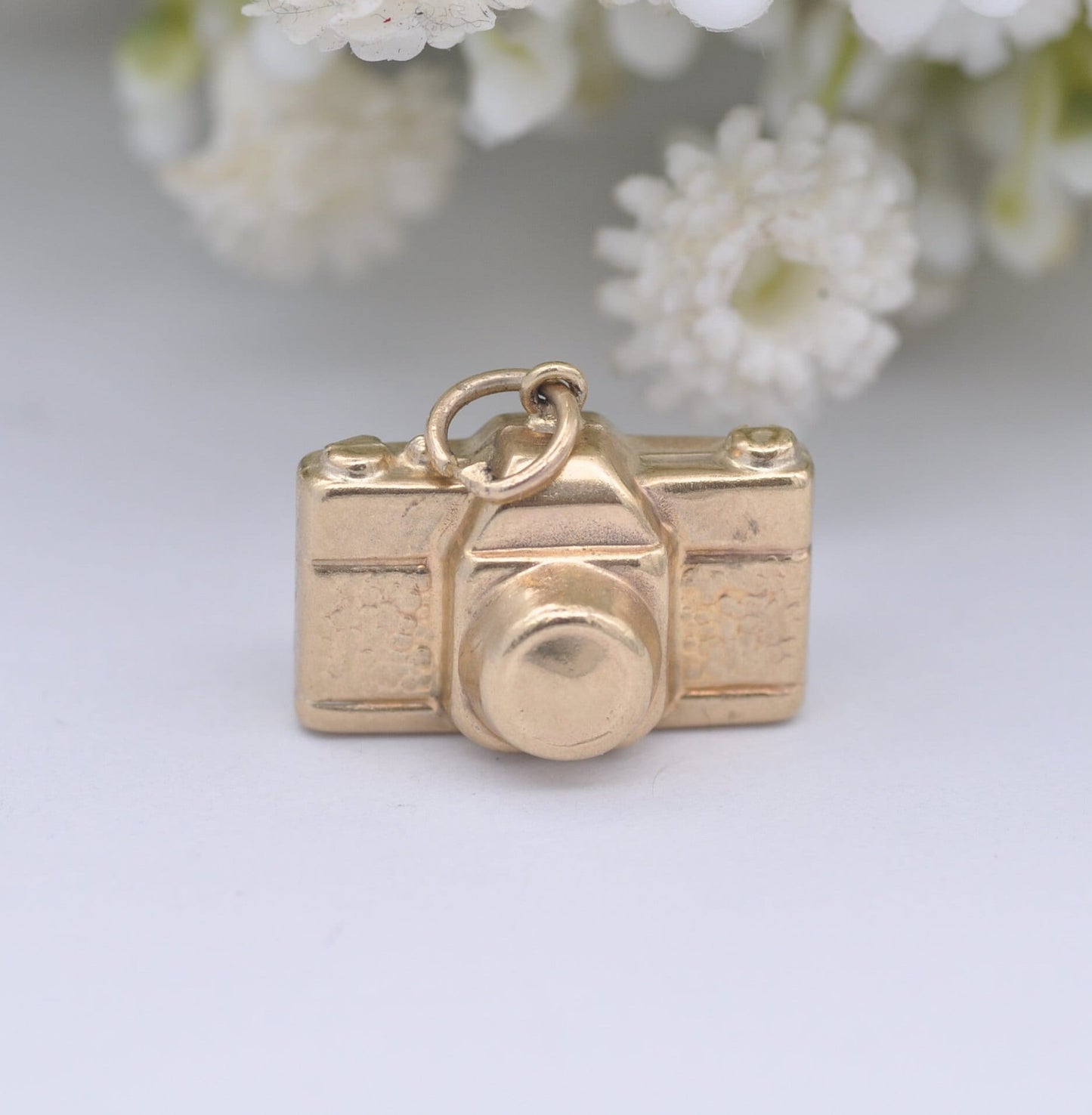 Vintage 9ct Gold Camera Charm Pendant 1975