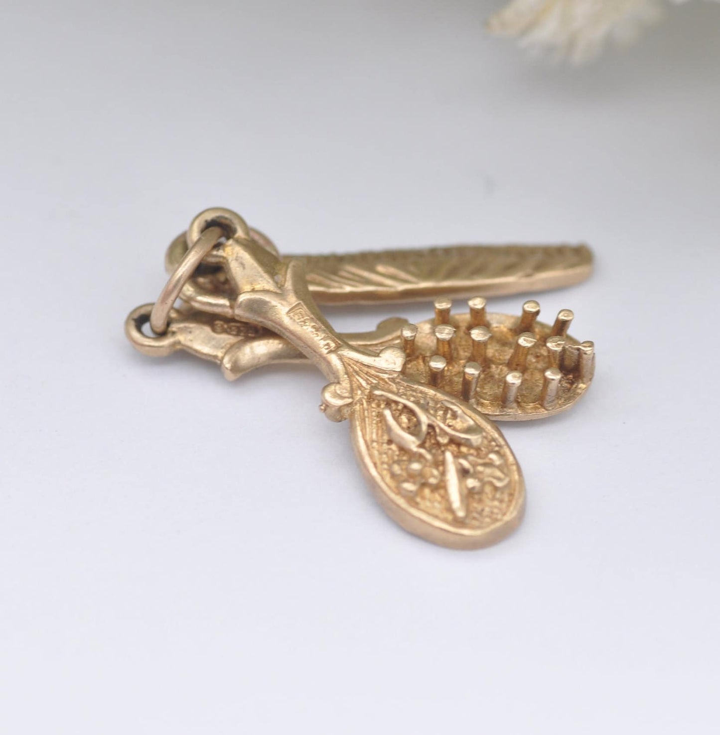 Vintage 9ct Gold Vanity Set Charm Pendant