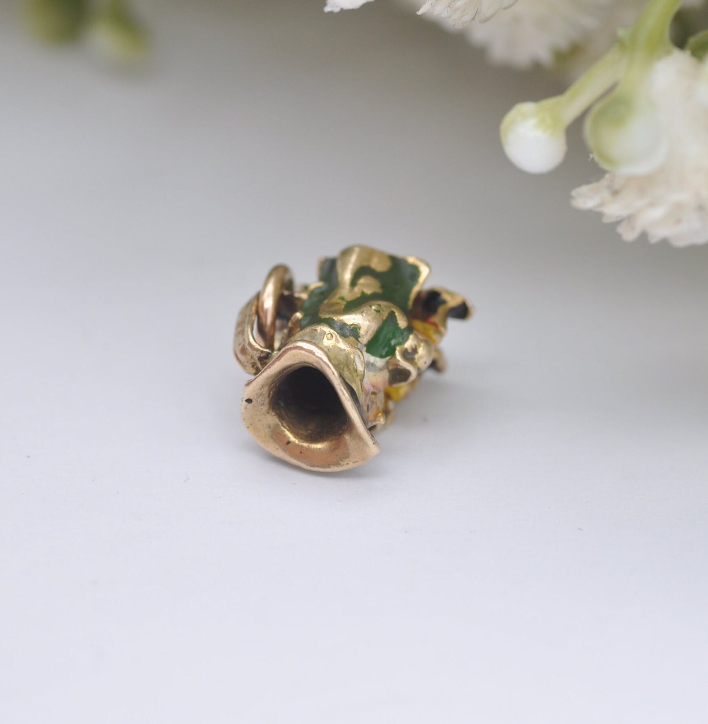 Vintage 9ct Gold Enamel Toby Jug Charm Pendant - Seated Person Drinking Fillpot