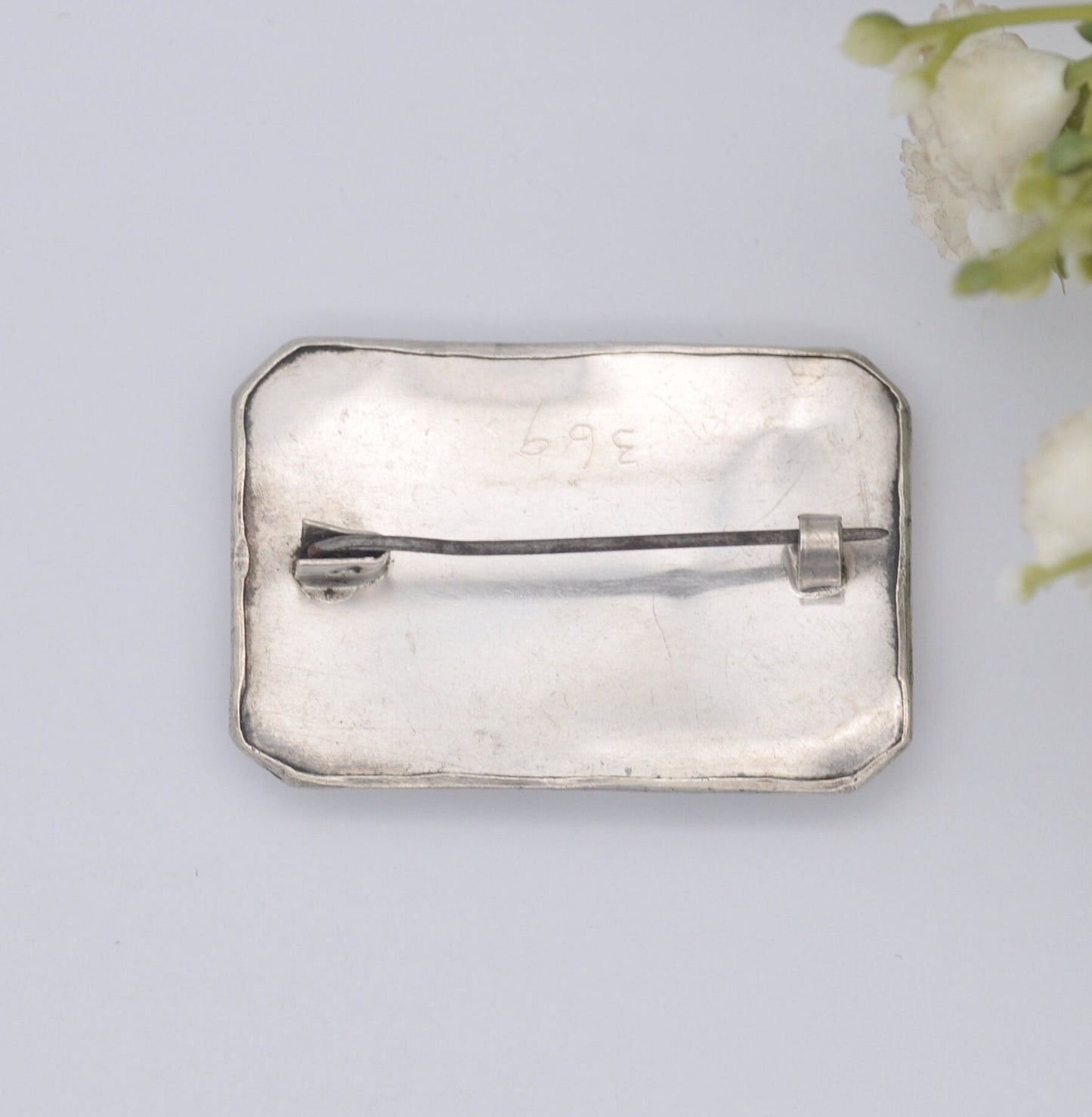 Vintage Unusual Silver Tone Brooch - Textured Leaf Design | Repousse Embossed