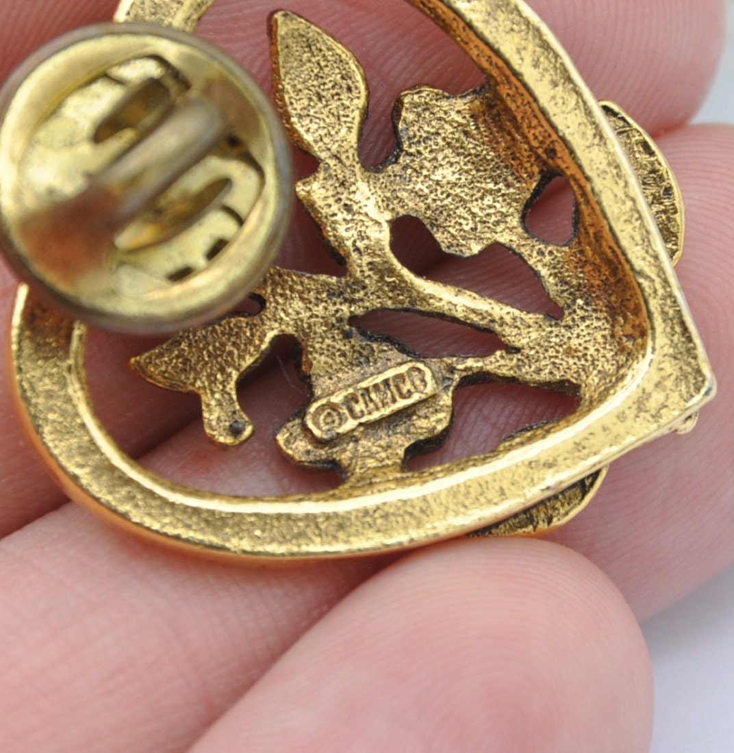 Vintage Camco Gold Tone Flower Pin Brooch