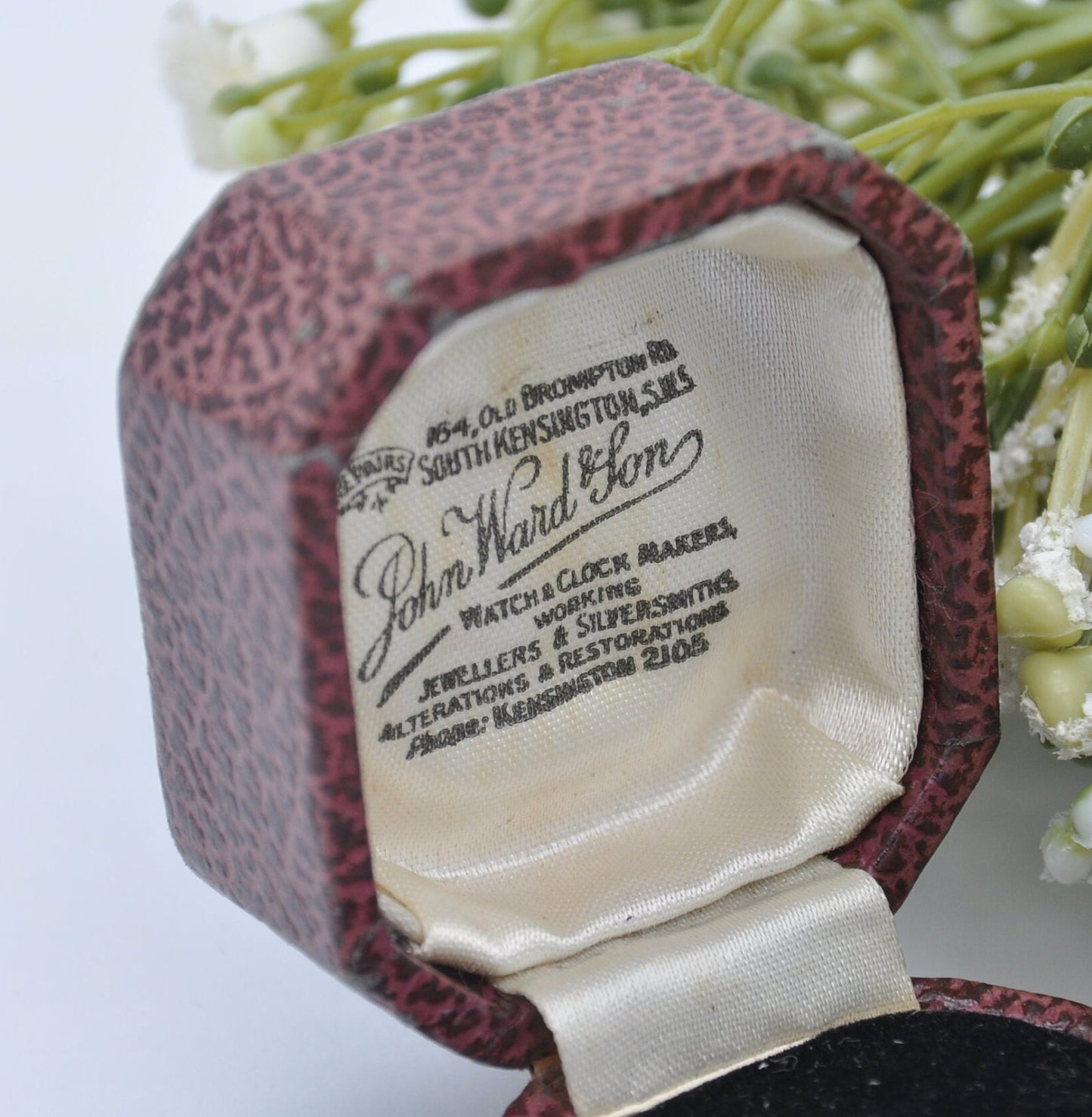 Vintage Leather Ring Box -John Ward & Son Jewellers South Kensington | Silk and Velvet Lined
