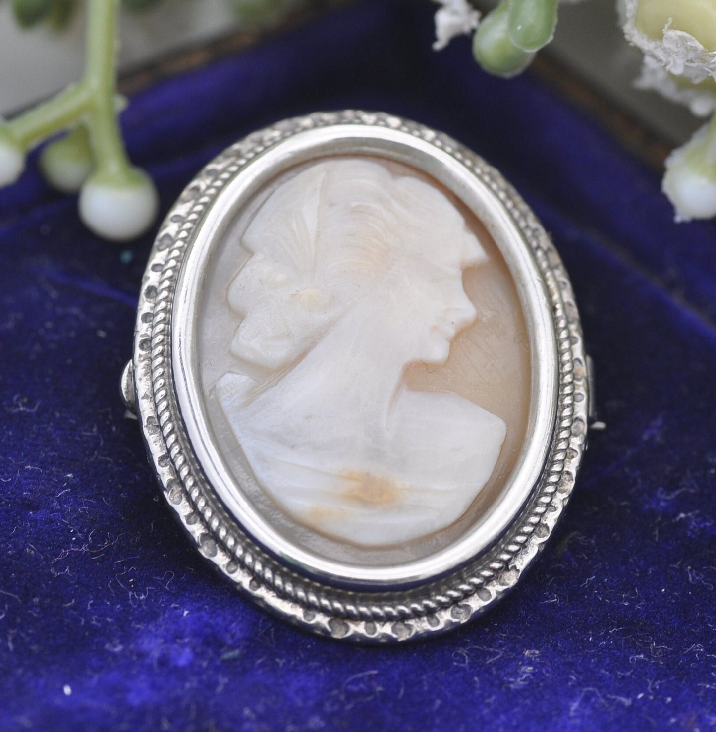 Vintage Silver Cameo Brooch or Pendant - Carved Shell Profile Portrait
