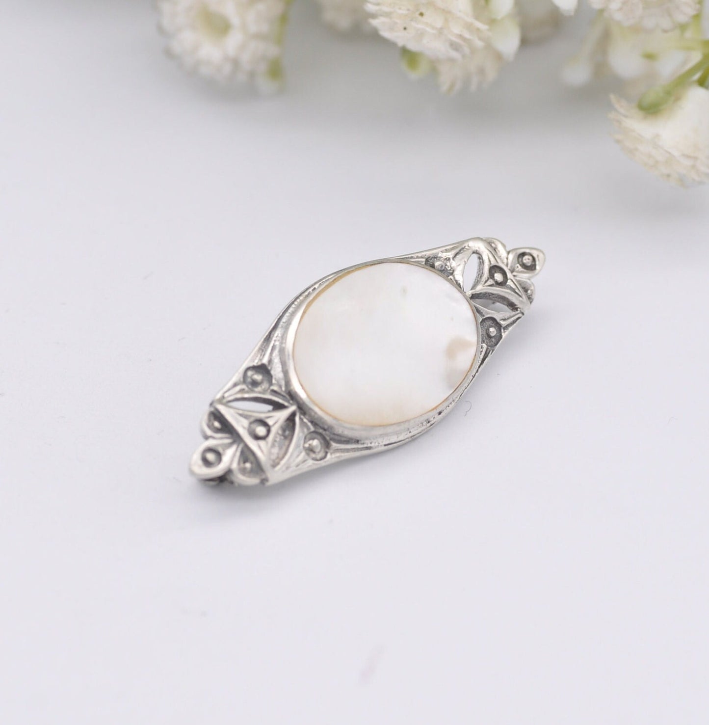Vintage Sterling Silver Mother of Pearl Brooch - Ornate Leaf Design | Oval Shape