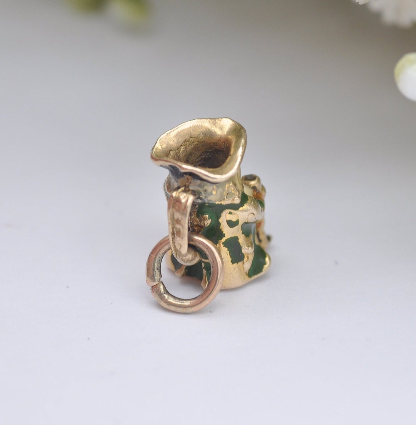 Vintage 9ct Gold Enamel Toby Jug Charm Pendant - Seated Person Drinking Fillpot