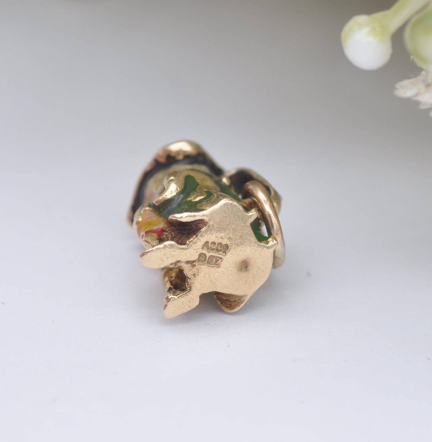 Vintage 9ct Gold Enamel Toby Jug Charm Pendant - Seated Person Drinking Fillpot