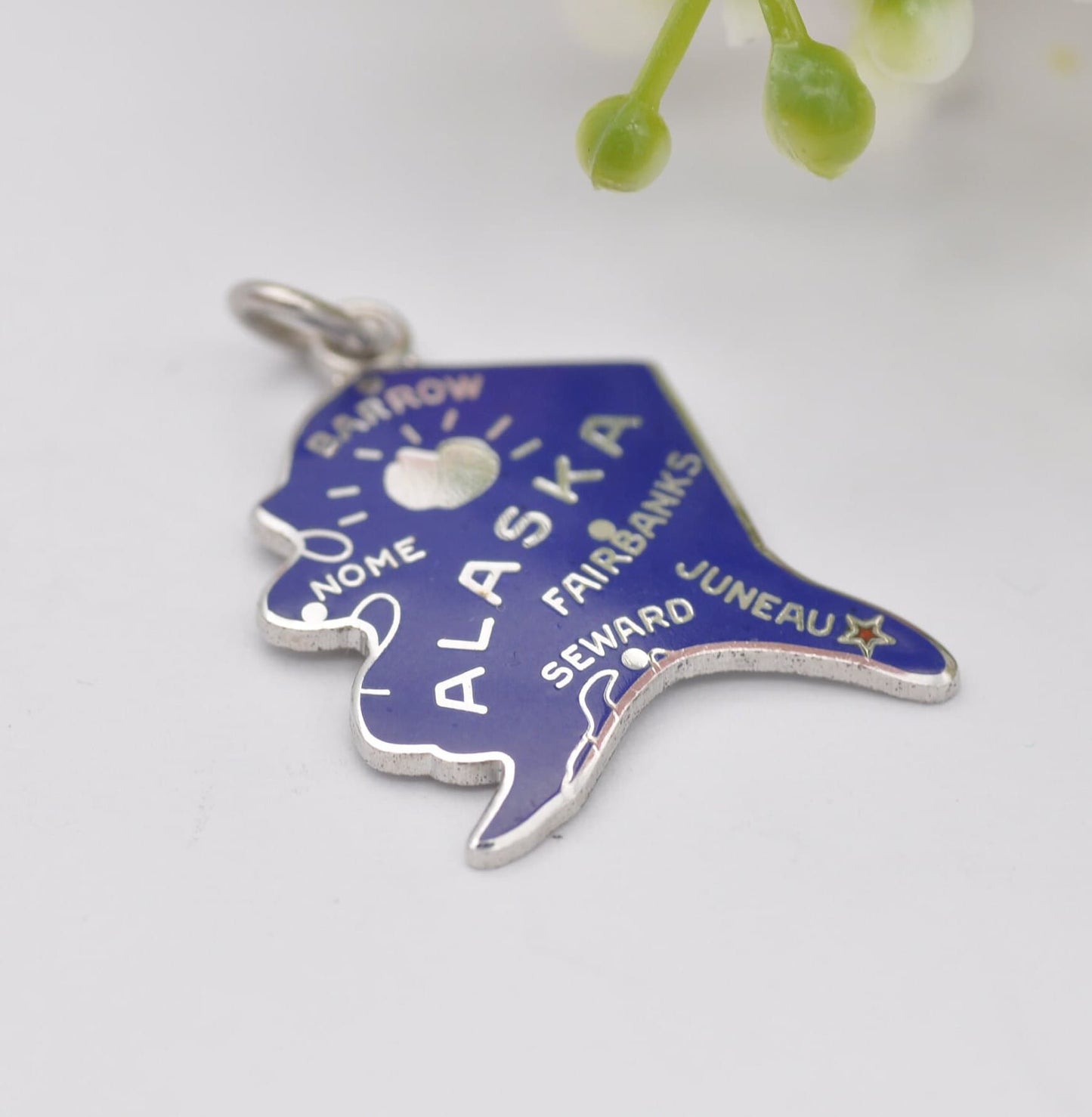 Vintage Sterling Silver Enamel Alaska Map Charm Pendant - American Alaska Souvenir Jewellery