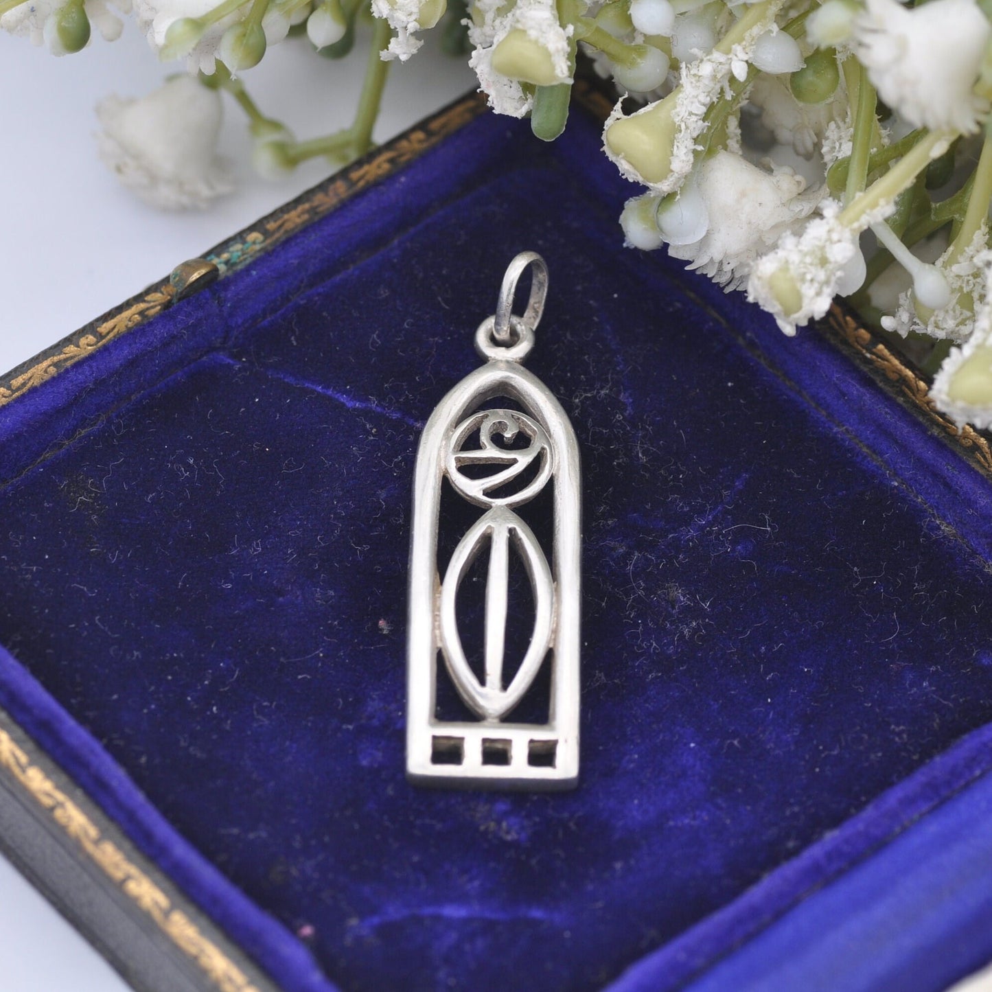 Vintage Sterling Silver Celtic Flower Openwork Pendant - Charles Rennie Mackintosh Style