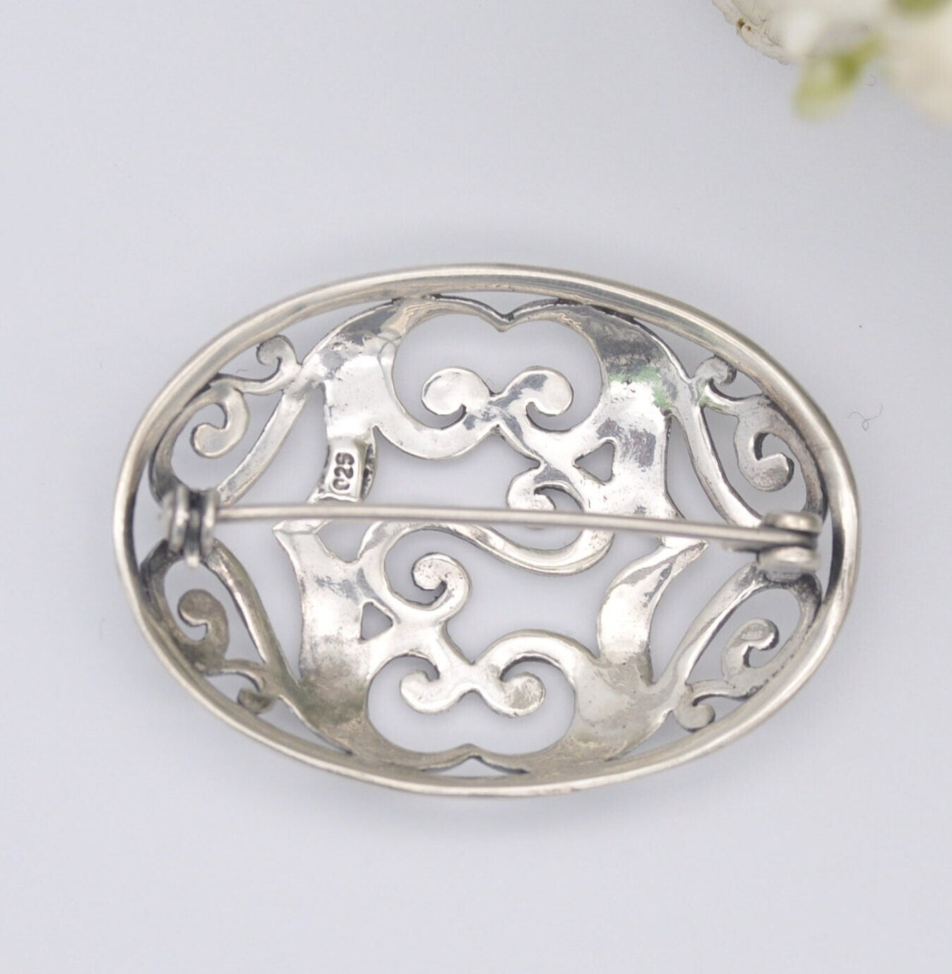 Vintage Sterling Silver Openwork Scrolling Brooch - Oval Ornate Design