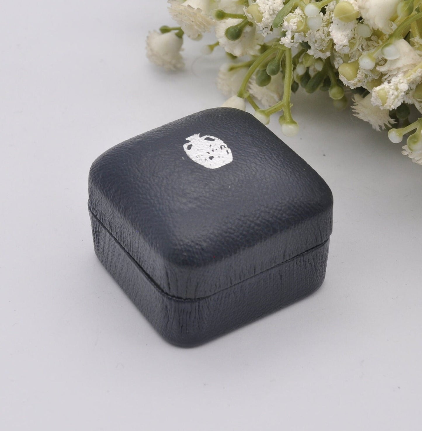 Vintage Wedgwood Ring Box - Blue with Mustard Yellow Interior | Leather Effect