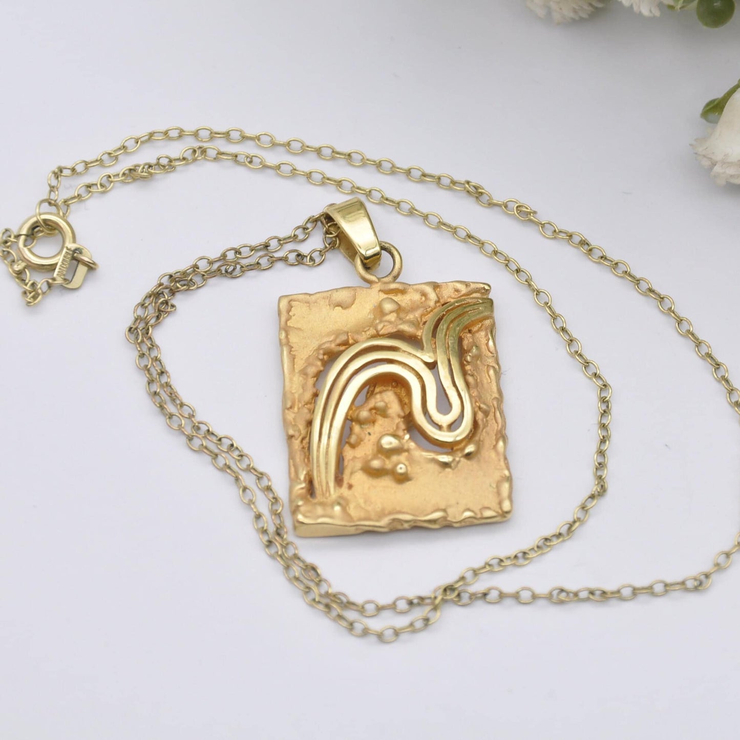 Vintage Rolled Gold Pendant Necklace - 1960s Mid-Century Modern Abstract Design | Stamped Amerik | Made in Germany
