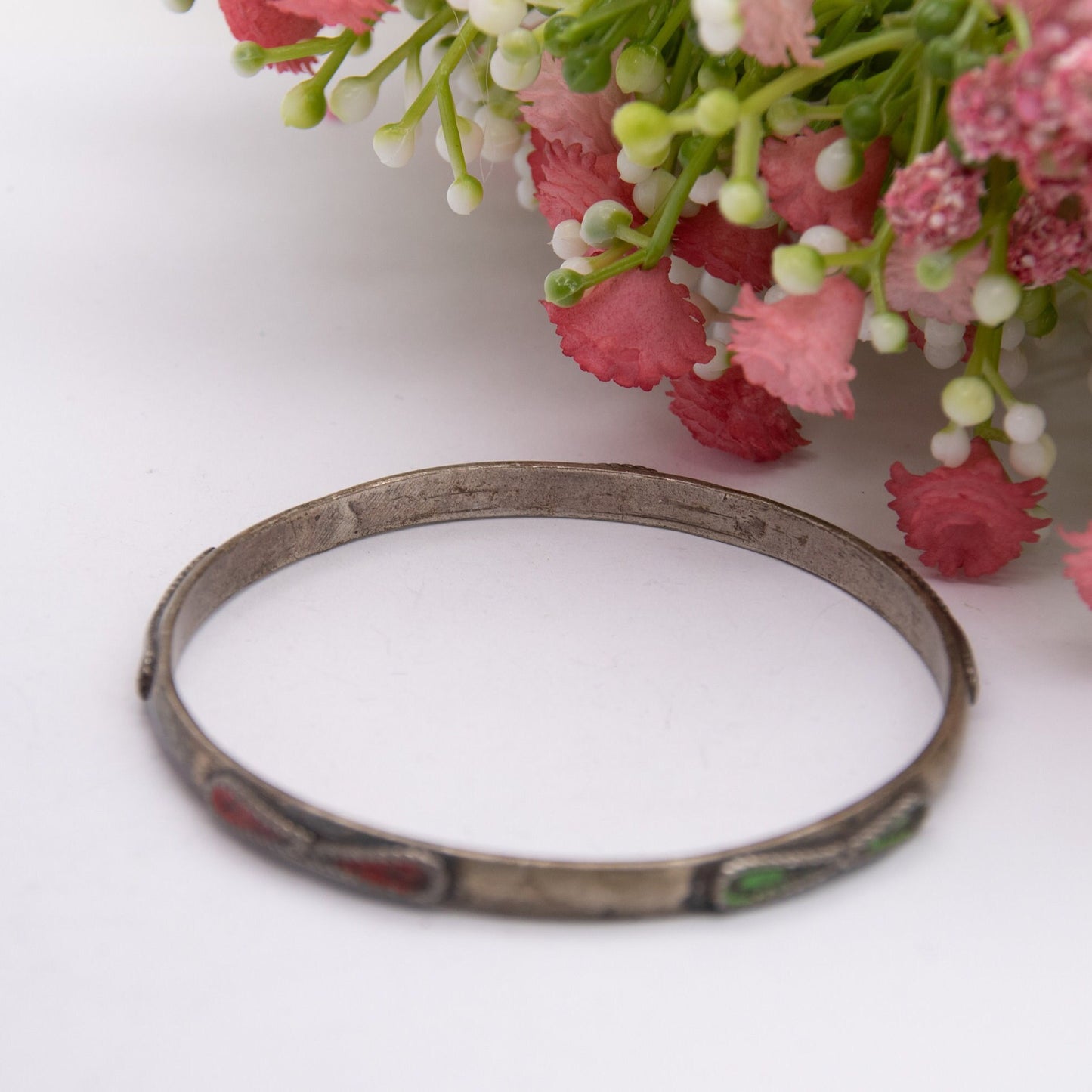 Vintage Egyptian Silver Bangle with Enamel and Twisted Rope Design - Mid-Century Egypt Jewellery | For Children