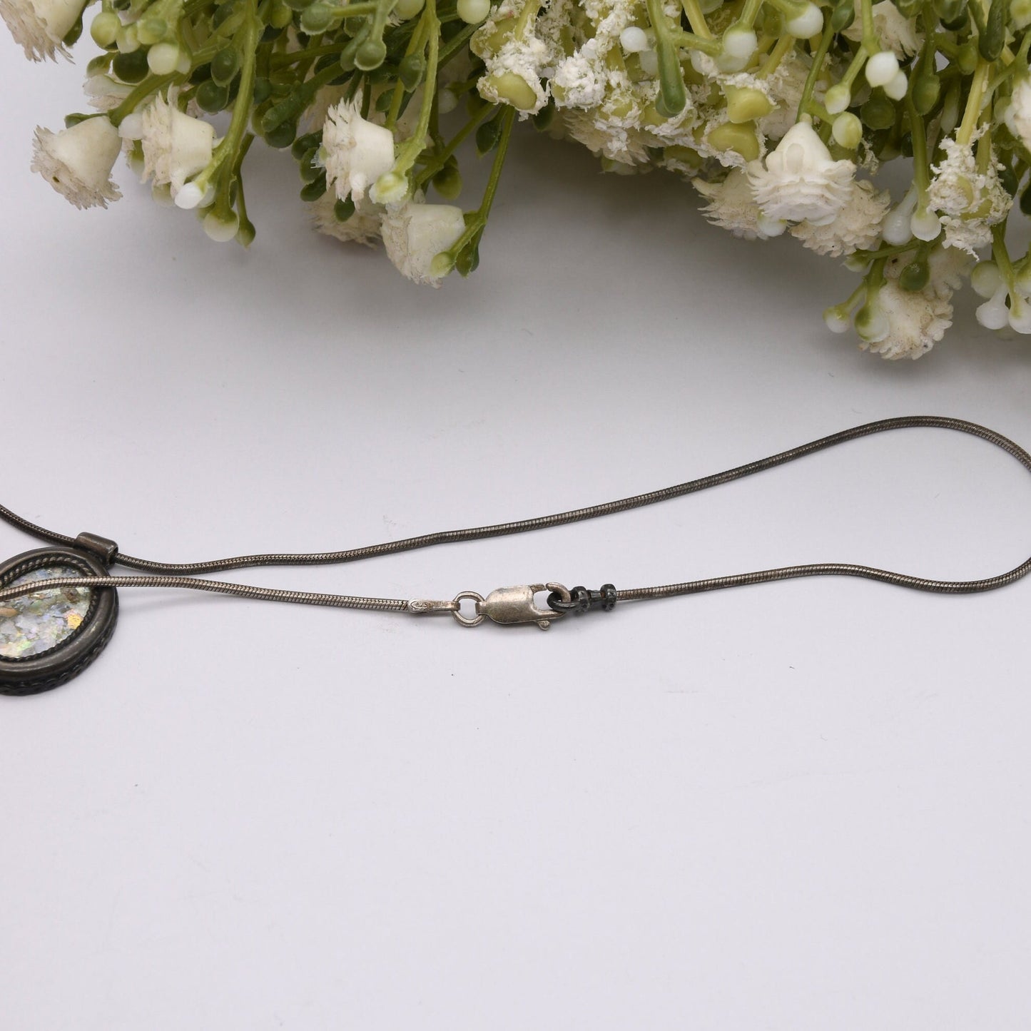 Vintage Sterling Silver Mosaic Shell Pendant Necklace with Picture Frame Design