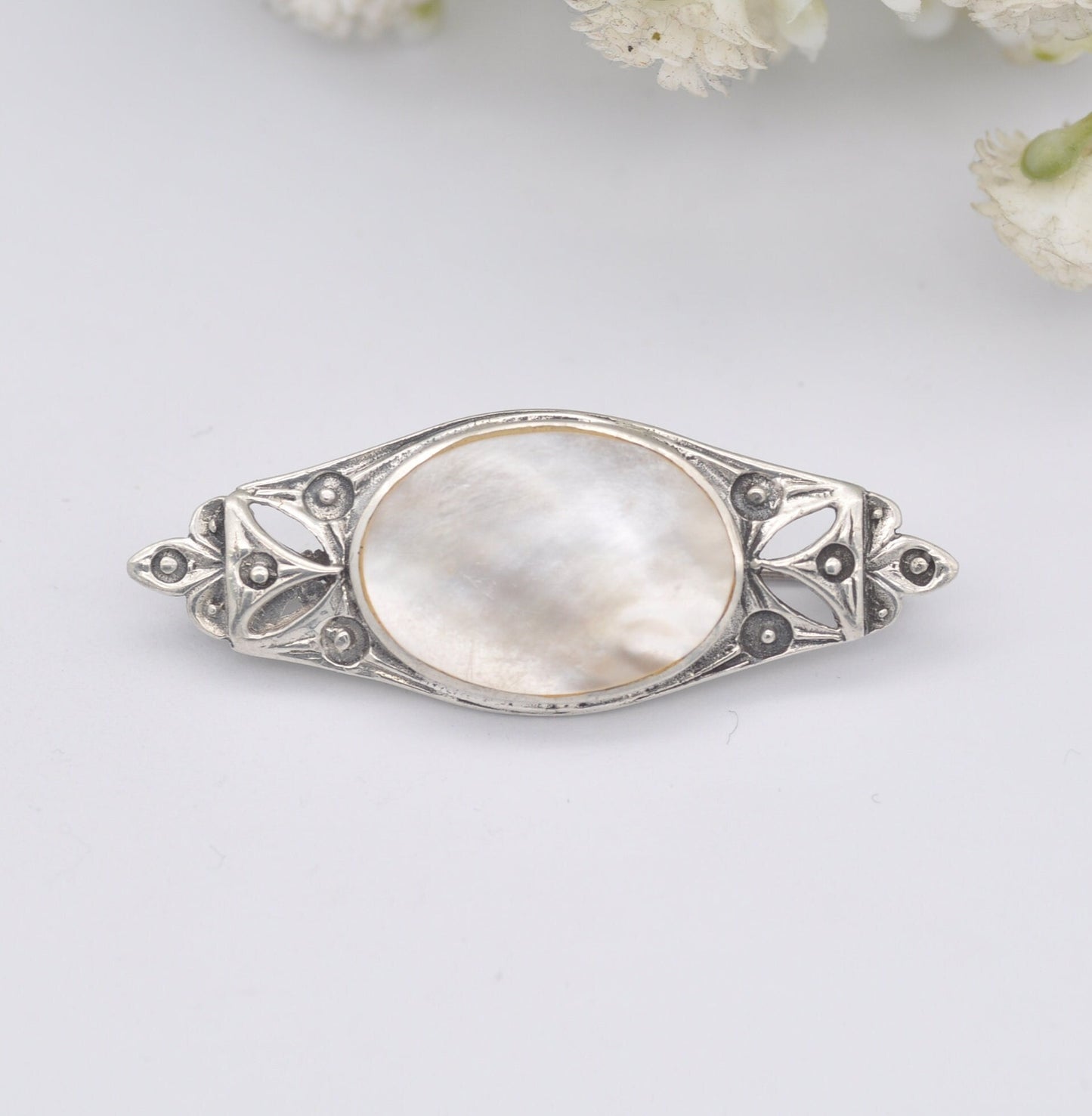 Vintage Sterling Silver Mother of Pearl Brooch - Ornate Leaf Design | Oval Shape