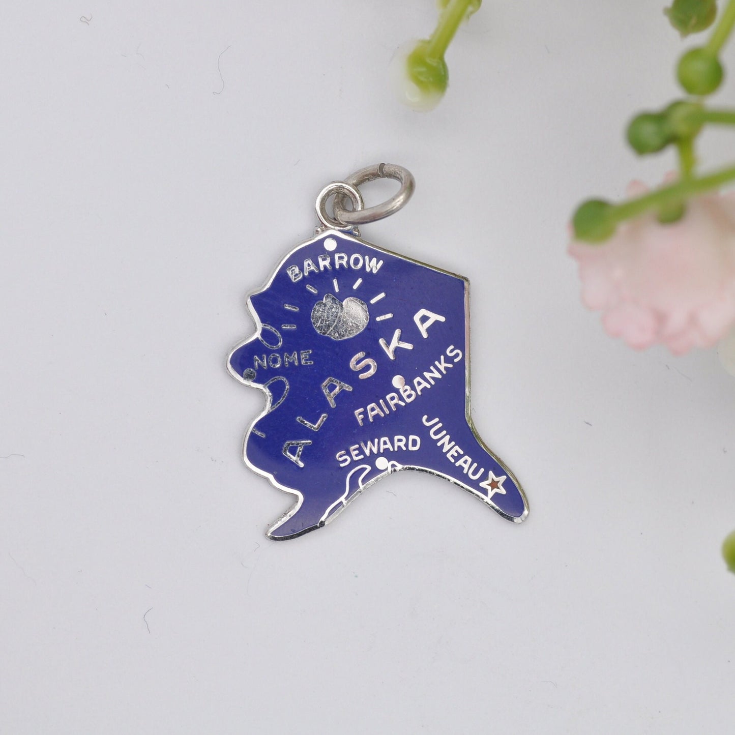 Vintage Sterling Silver Enamel Alaska Map Charm Pendant - American Alaska Souvenir Jewellery