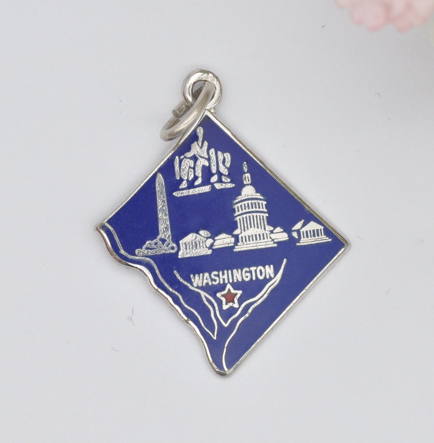 Vintage Washington DC Monument Souvenir Charm Pendant - American Buildings | Washington D.C. | Lincoln Statue