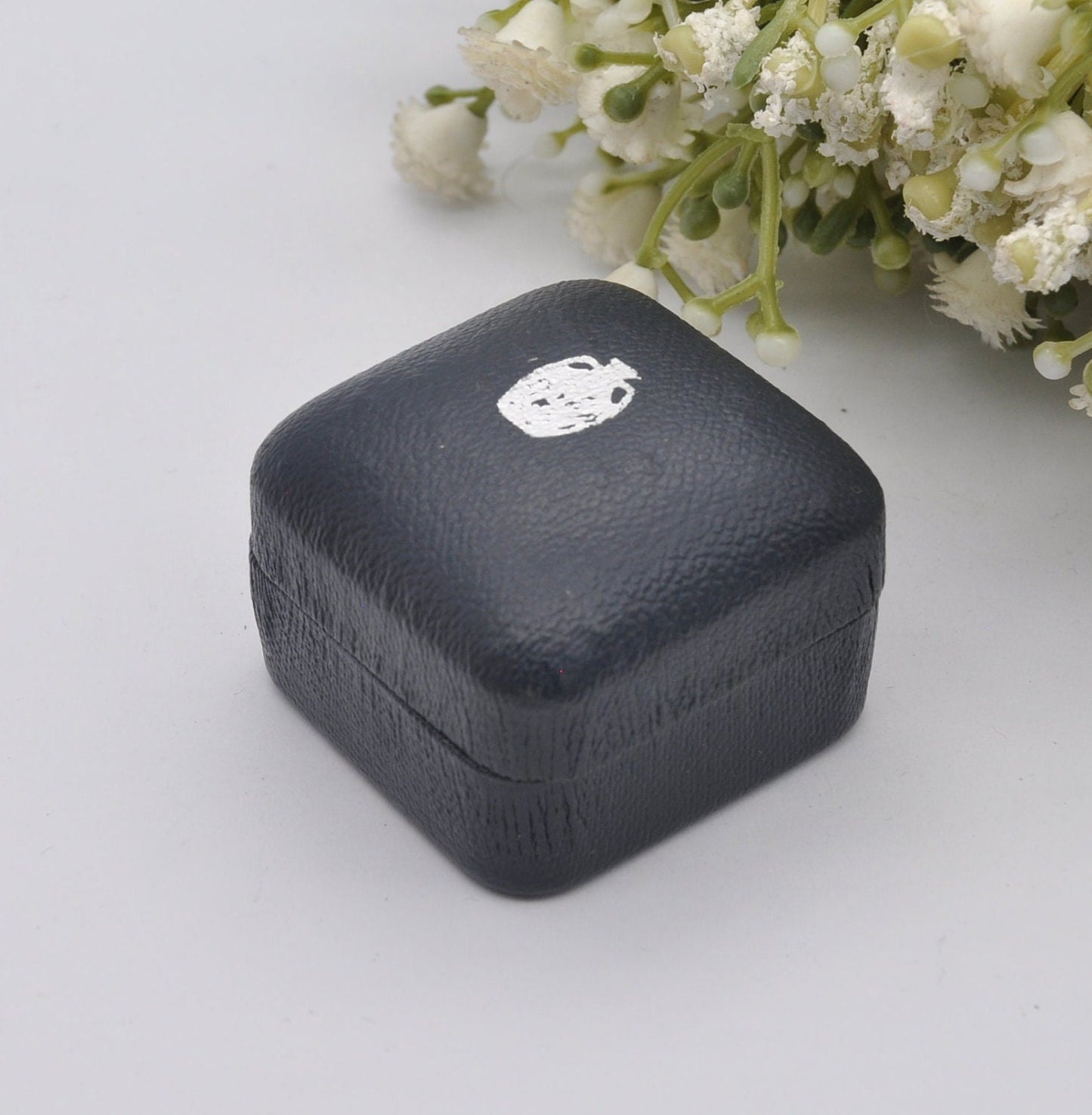 Vintage Wedgwood Ring Box - Blue with Mustard Yellow Interior | Leather Effect