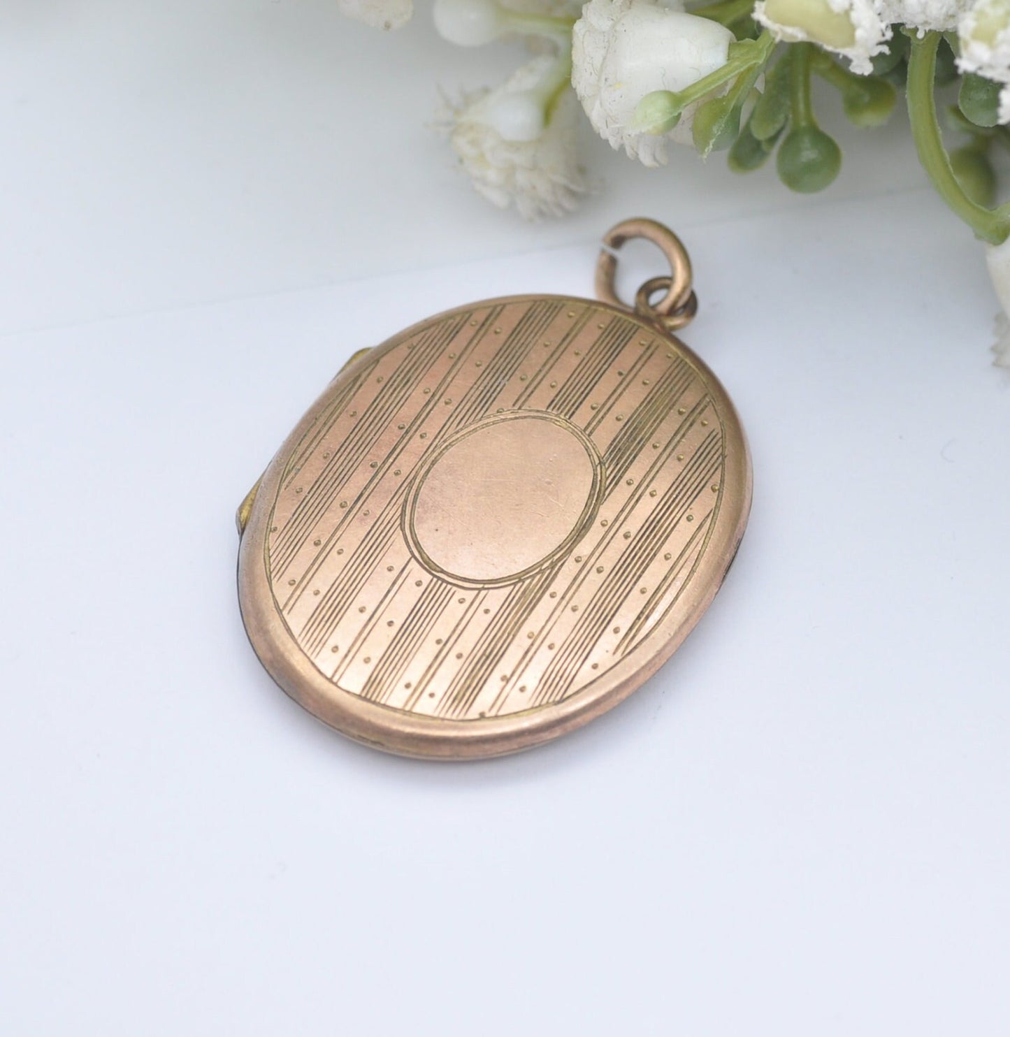 Antique Rolled Gold Locket with Engine Turned Pin-Stripe Design - No Engraving | Including Photograph