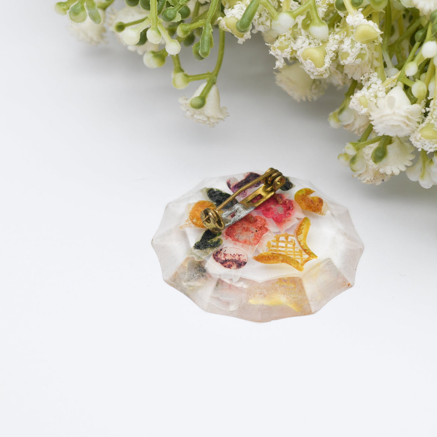 Vintage Lucite Reverse Carved Jardinière Brooch - Hand Painted | Early Plastic Costume Jewellery | Vase of Flowers