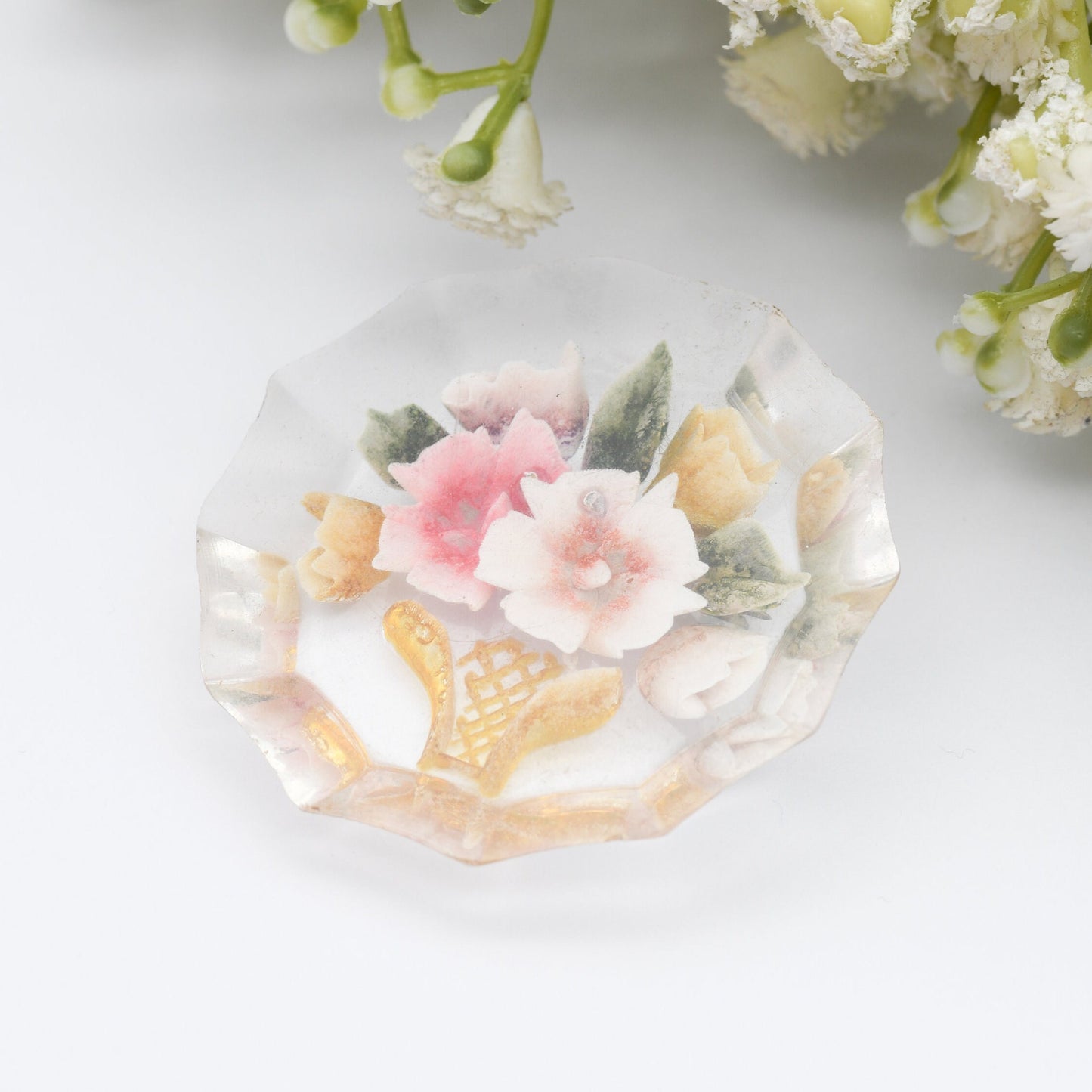 Vintage Lucite Reverse Carved Jardinière Brooch - Hand Painted | Early Plastic Costume Jewellery | Vase of Flowers