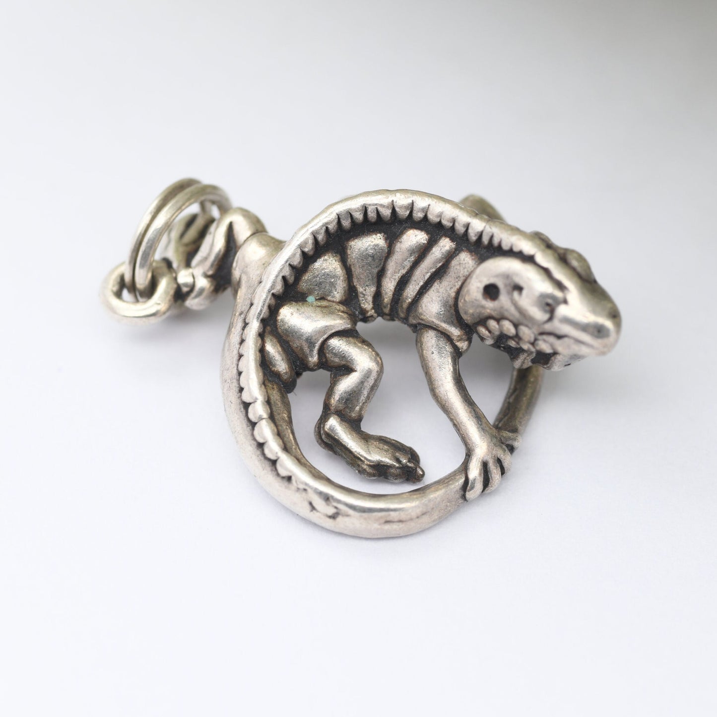 Vintage Navajo Sterling Silver Iguana Lizard Charm Pendant - Signed with Shop Mark | Curled Chameleon Bearded Dragon | Realistic Animal