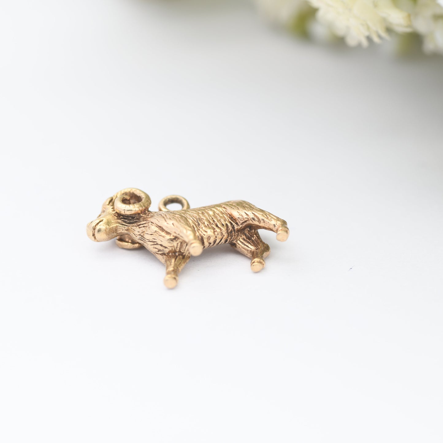 Vintage 9ct Gold Ram Charm Pendant with Curved Horns - Animal Nature Lover Gift
