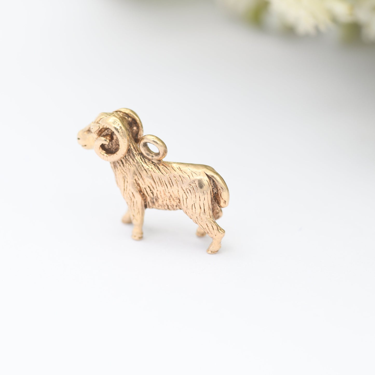 Vintage 9ct Gold Ram Charm Pendant with Curved Horns - Animal Nature Lover Gift