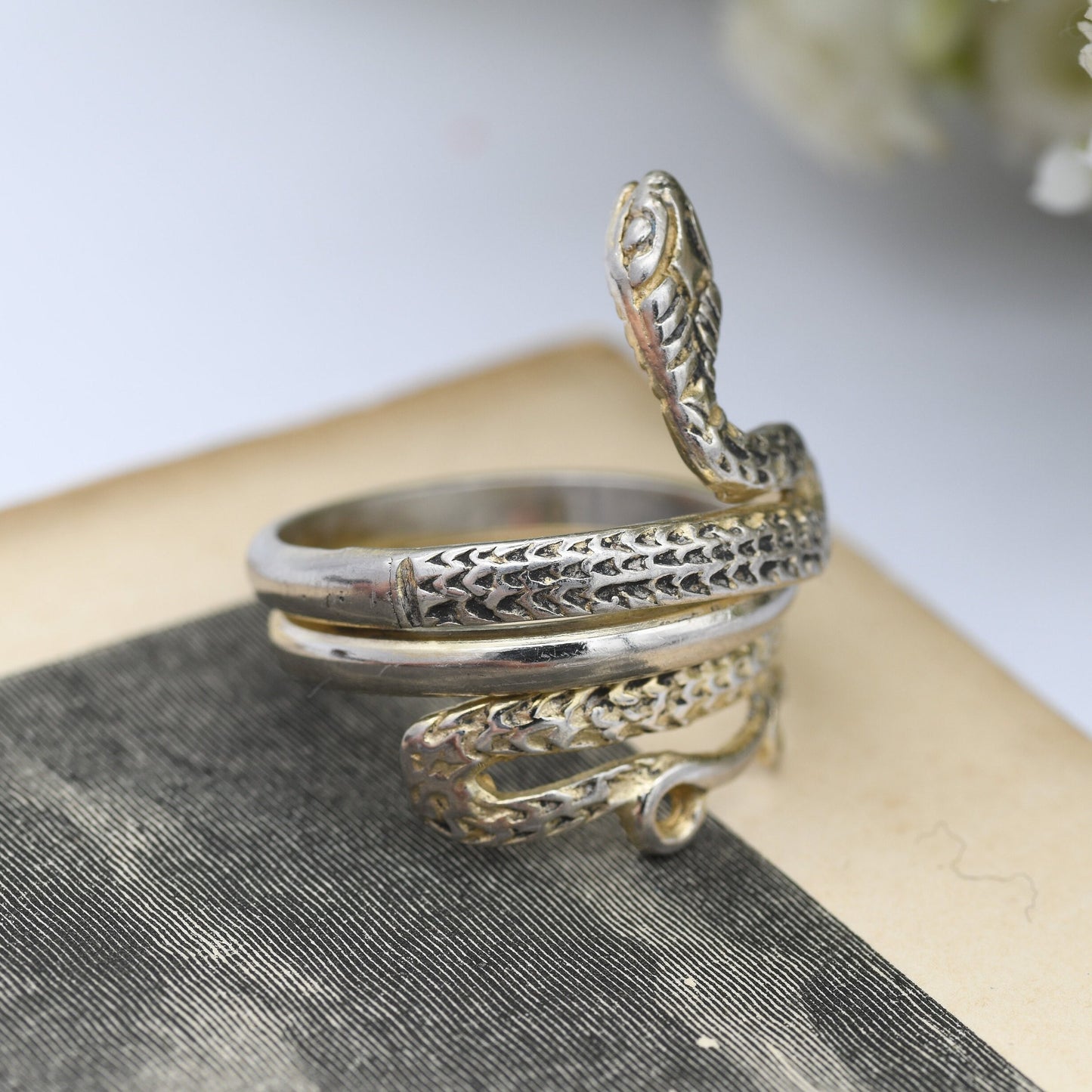 Vintage Sterling Silver Wrap Around Snake Ring - Detailed Animal Jewellery | Nature Lover Gift | UK Size - N 1/2 | US Size - 7