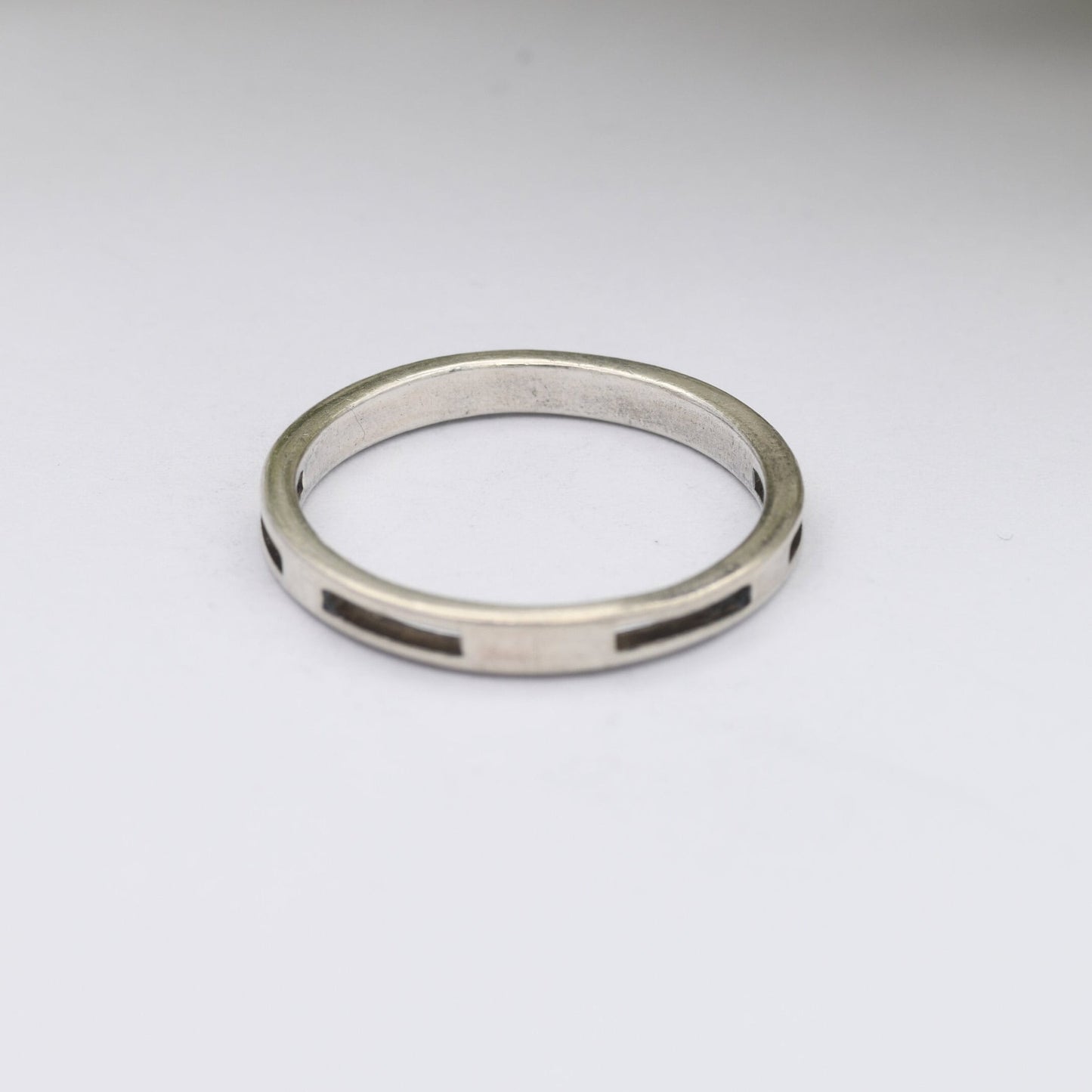 Vintage Sterling Silver Band Ring