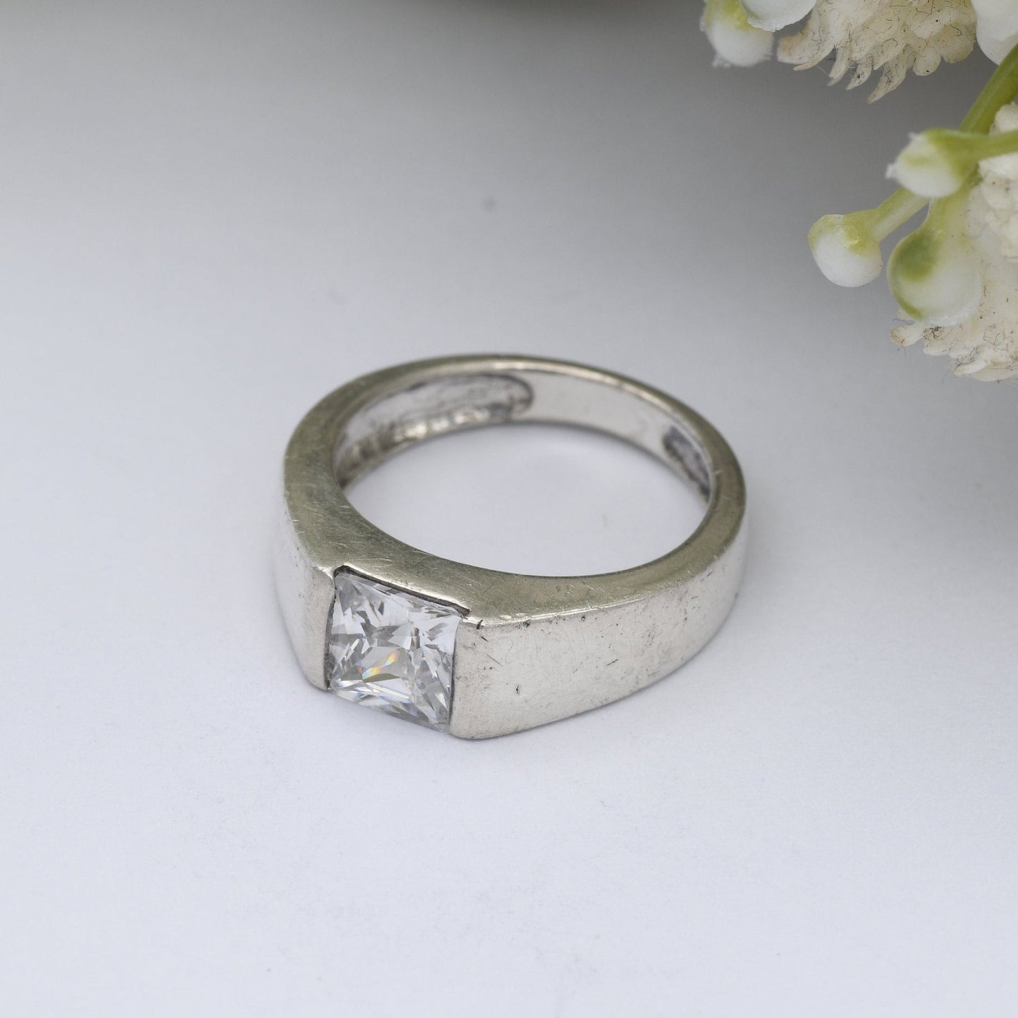 Vintage Sterling Silver Cubic Zirconia Solitaire Ring