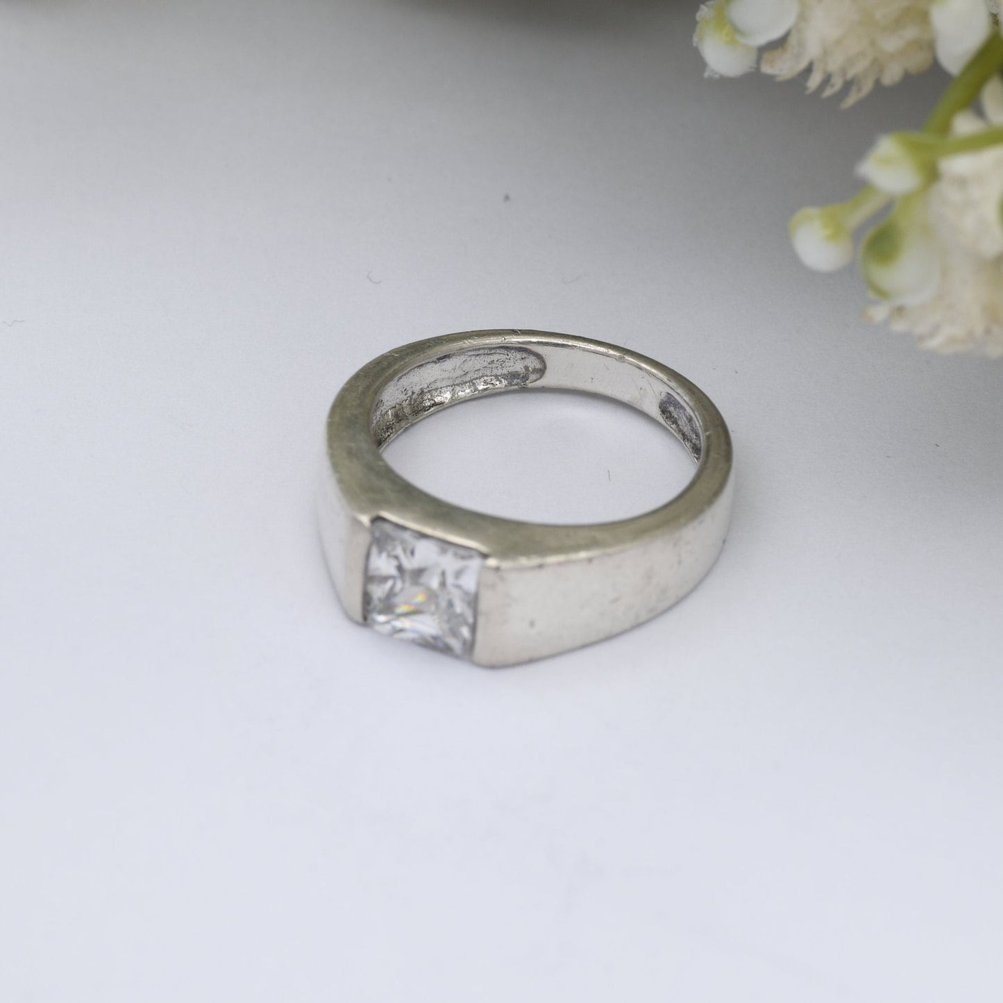 Vintage Sterling Silver Cubic Zirconia Solitaire Ring