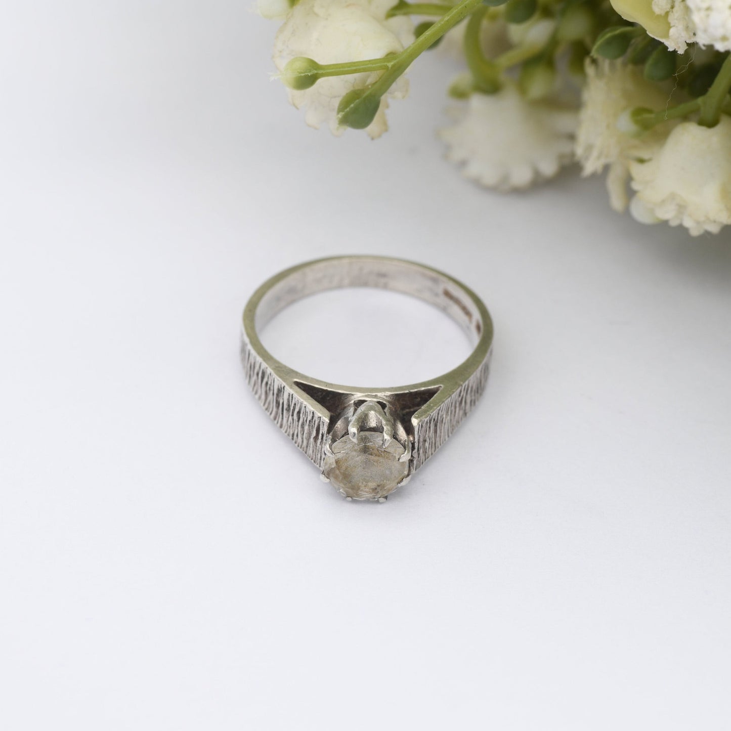 Vintage Sterling Silver Mid-Century Solitaire Ring 1979
